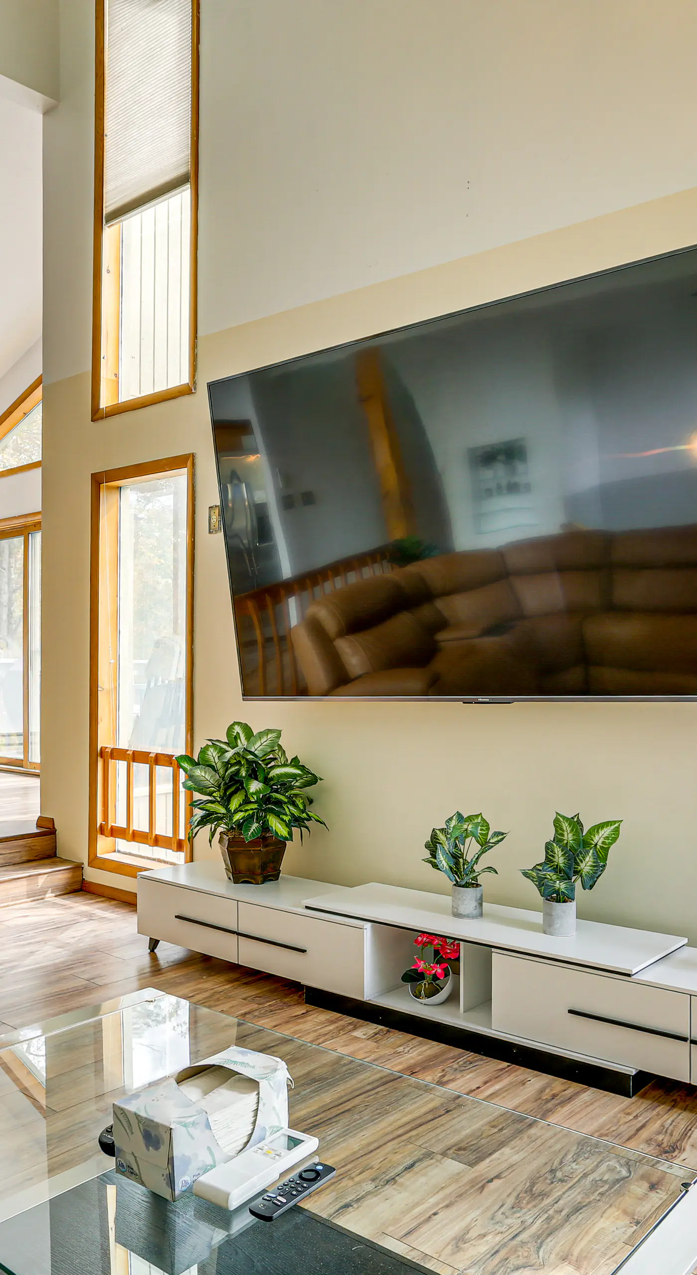 Luxury Home w/ Game Room, 4 Mi to Bushkill Falls!