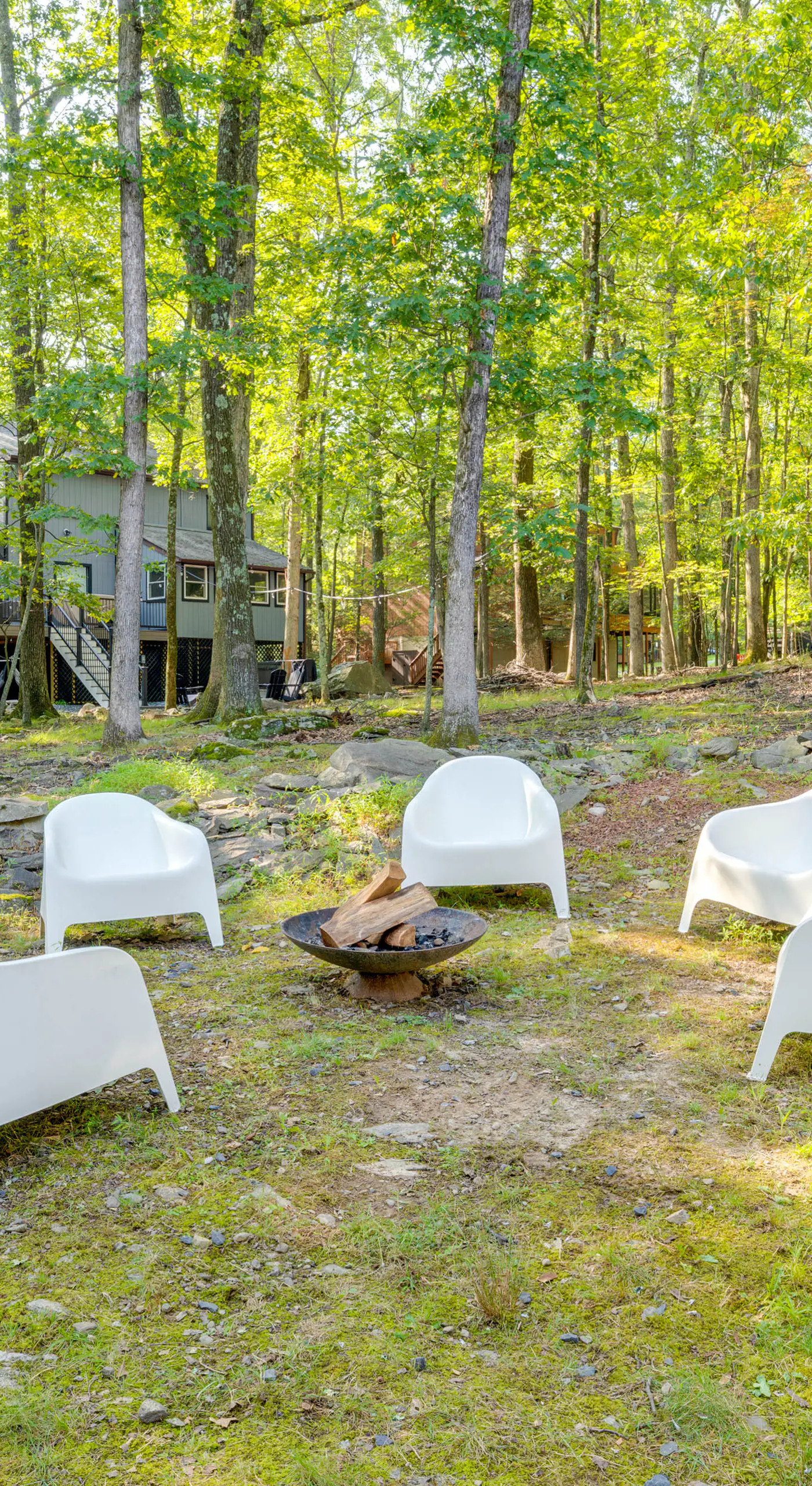 Private Yard, Playset: Family Home in Penn Estates