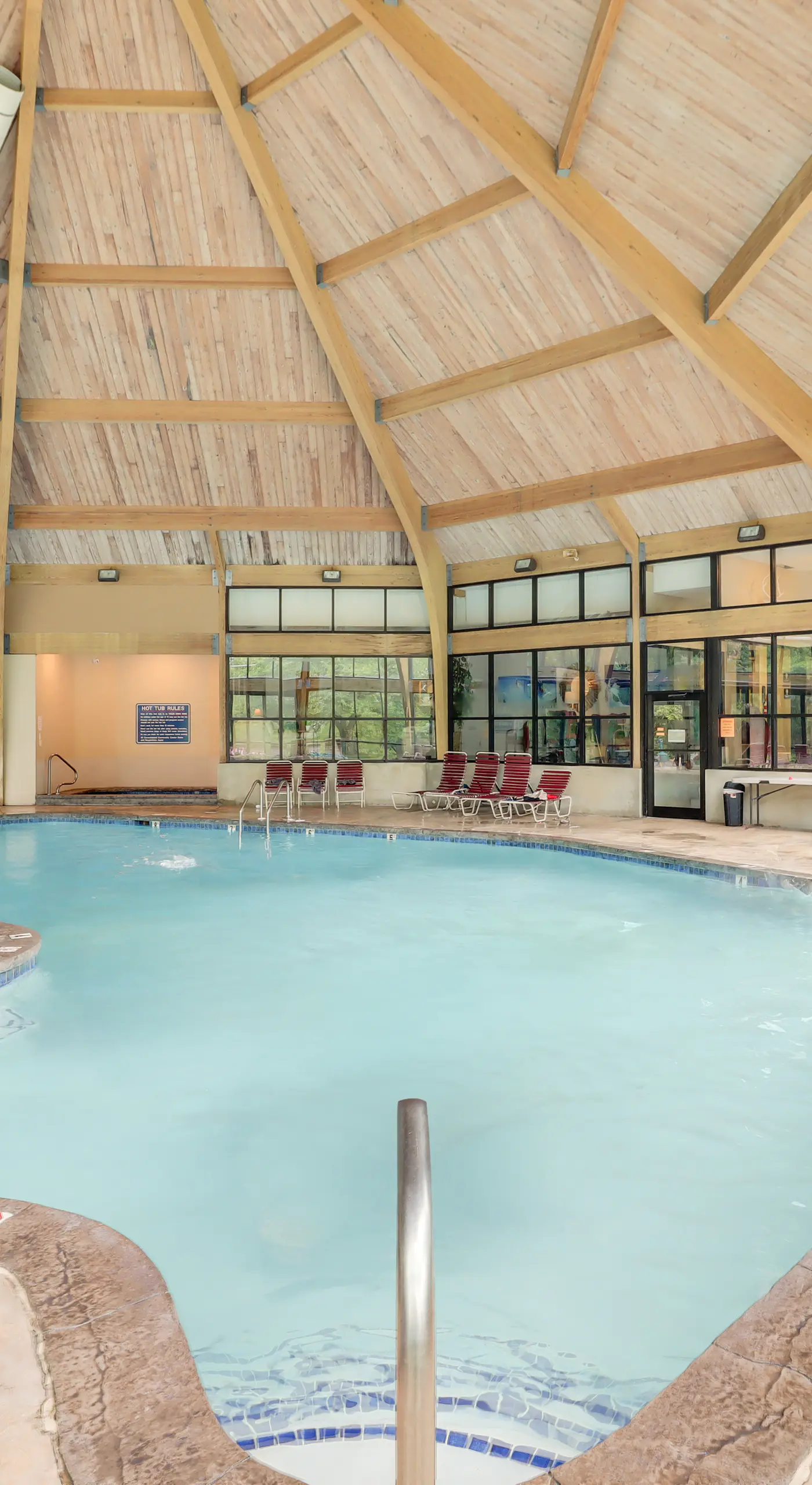 Modern Mountain Escape in Poconos: Walk to Slopes!