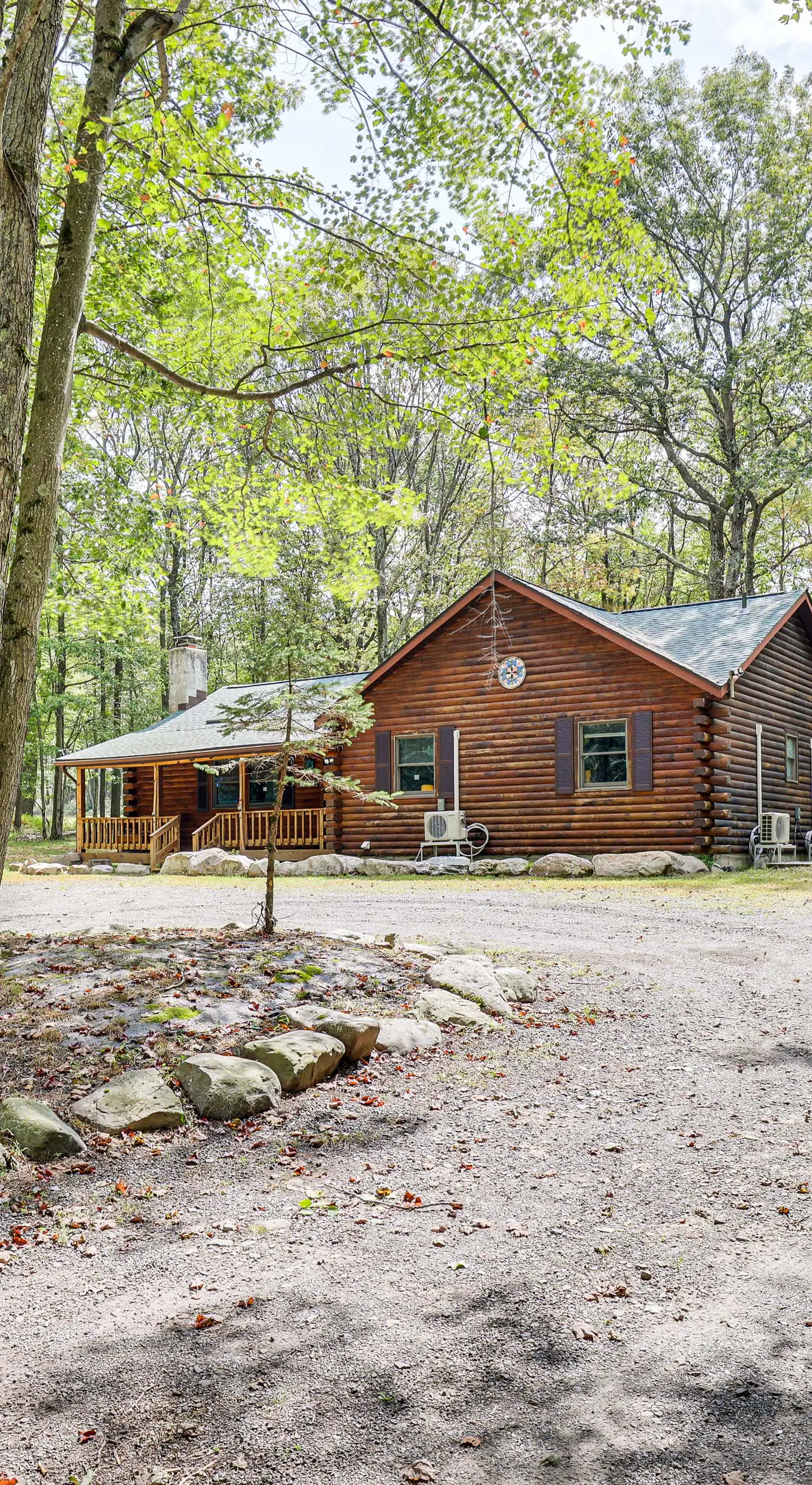 Long Pond Log Cabin w/ Hot Tub Soaks & Outdoor Fun