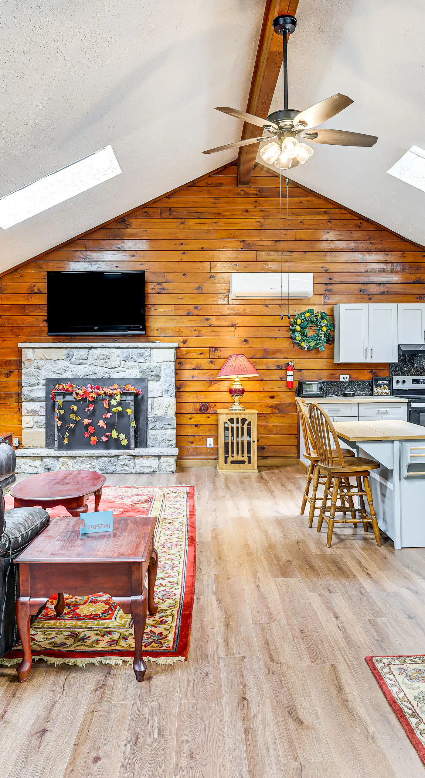 Long Pond Log Cabin w/ Hot Tub Soaks & Outdoor Fun
