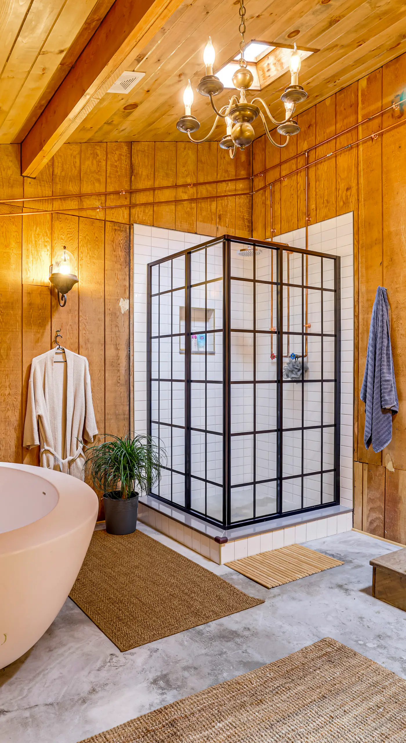 Pet-Friendly Ski, Swim & Relax Poconos Getaway