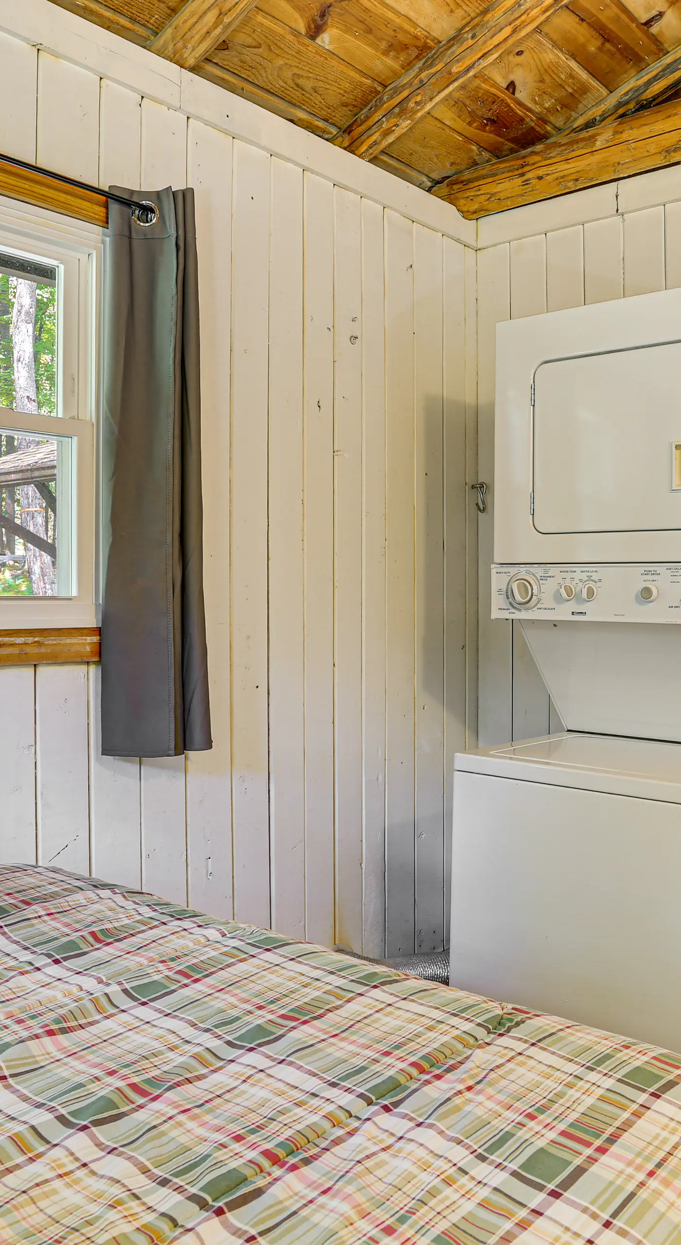 Boat, Hike & Fish: Rustic Greenwood Retreat