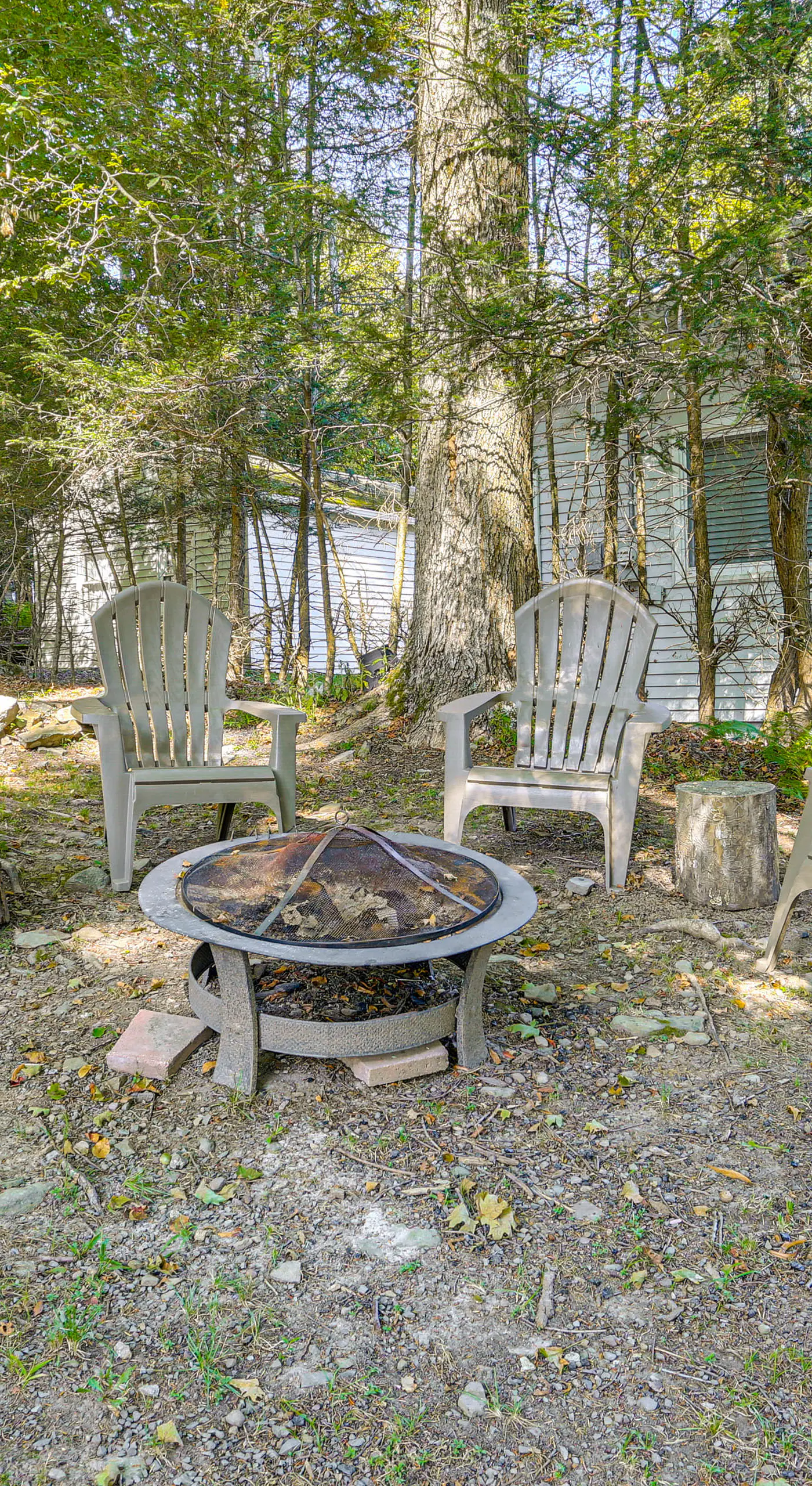 Boat, Hike & Fish: Rustic Greenwood Retreat