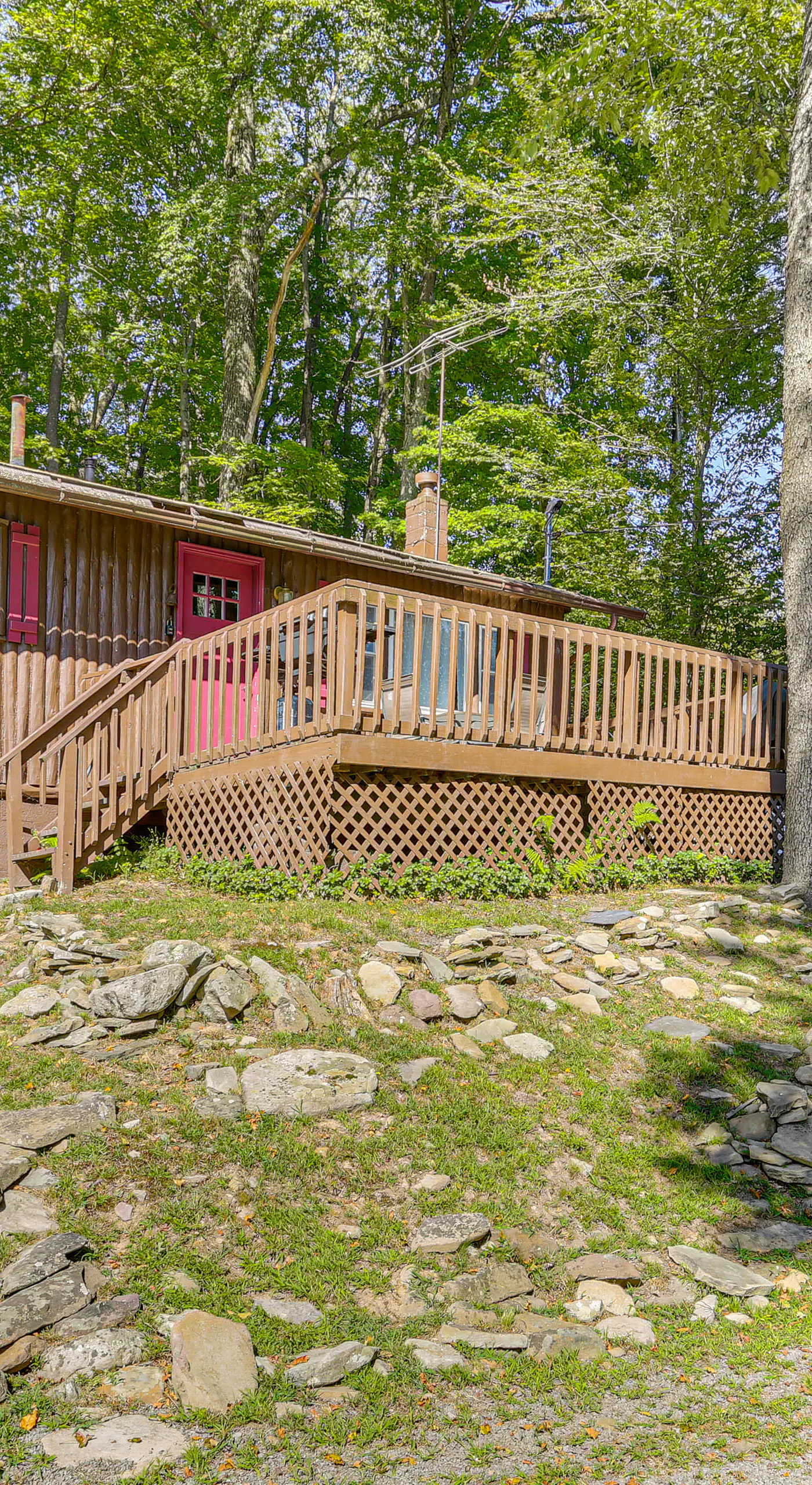 Boat, Hike & Fish: Rustic Greenwood Retreat