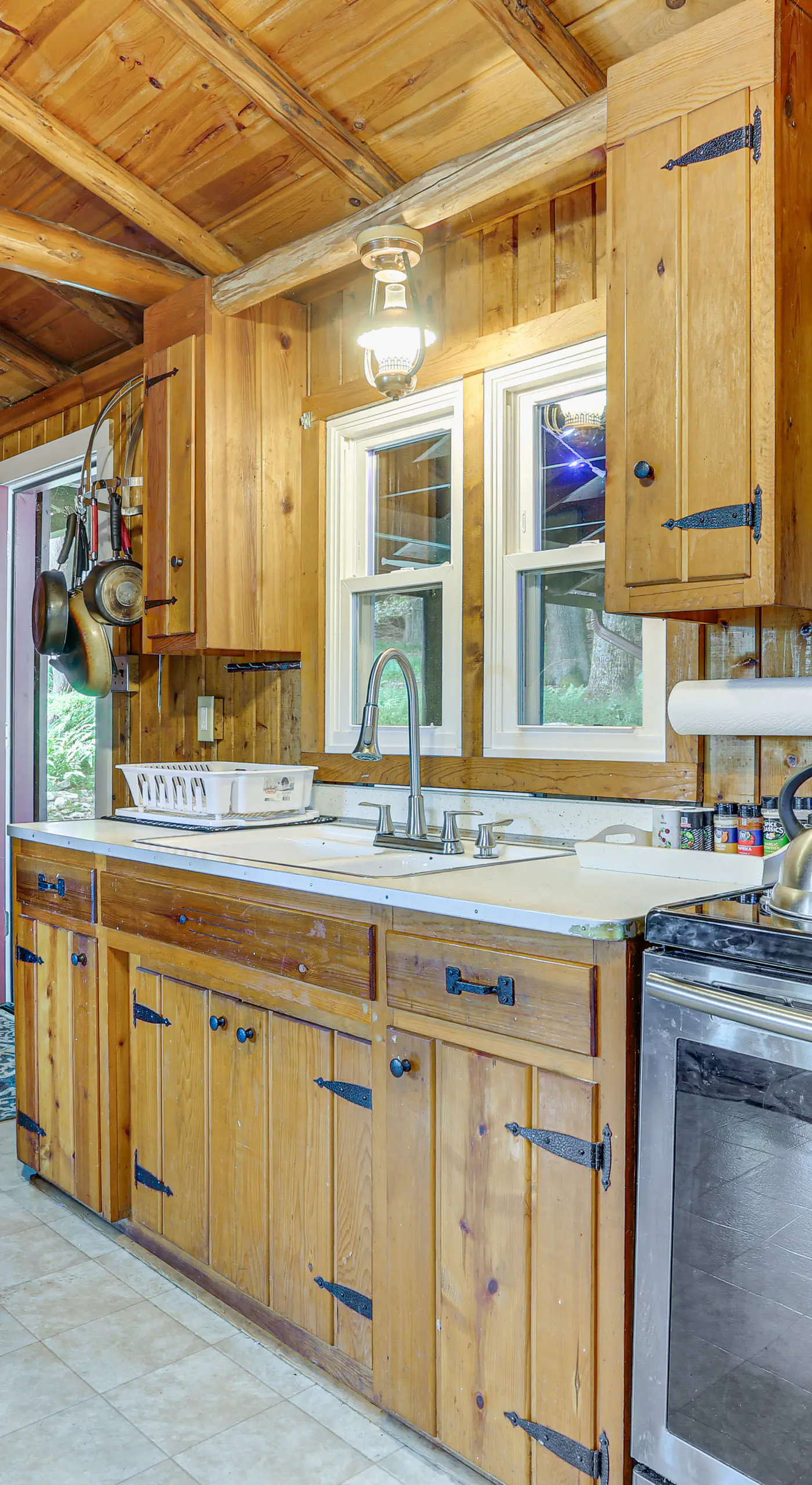 Boat, Hike & Fish: Rustic Greenwood Retreat
