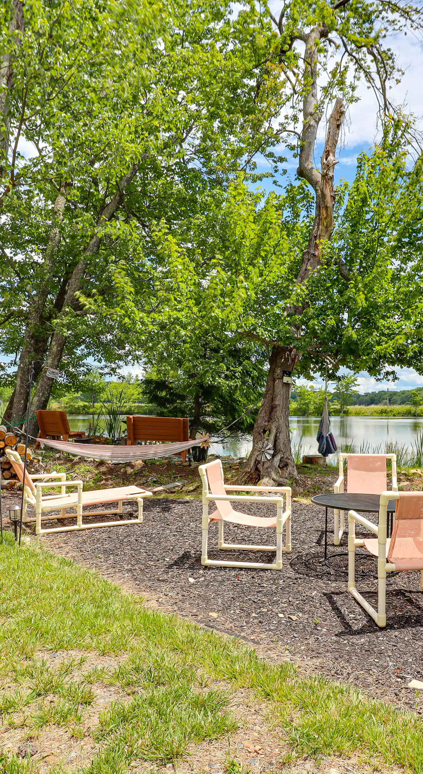 Lakefront Pocono Retreat w/ Hot Tub & Movie Hub