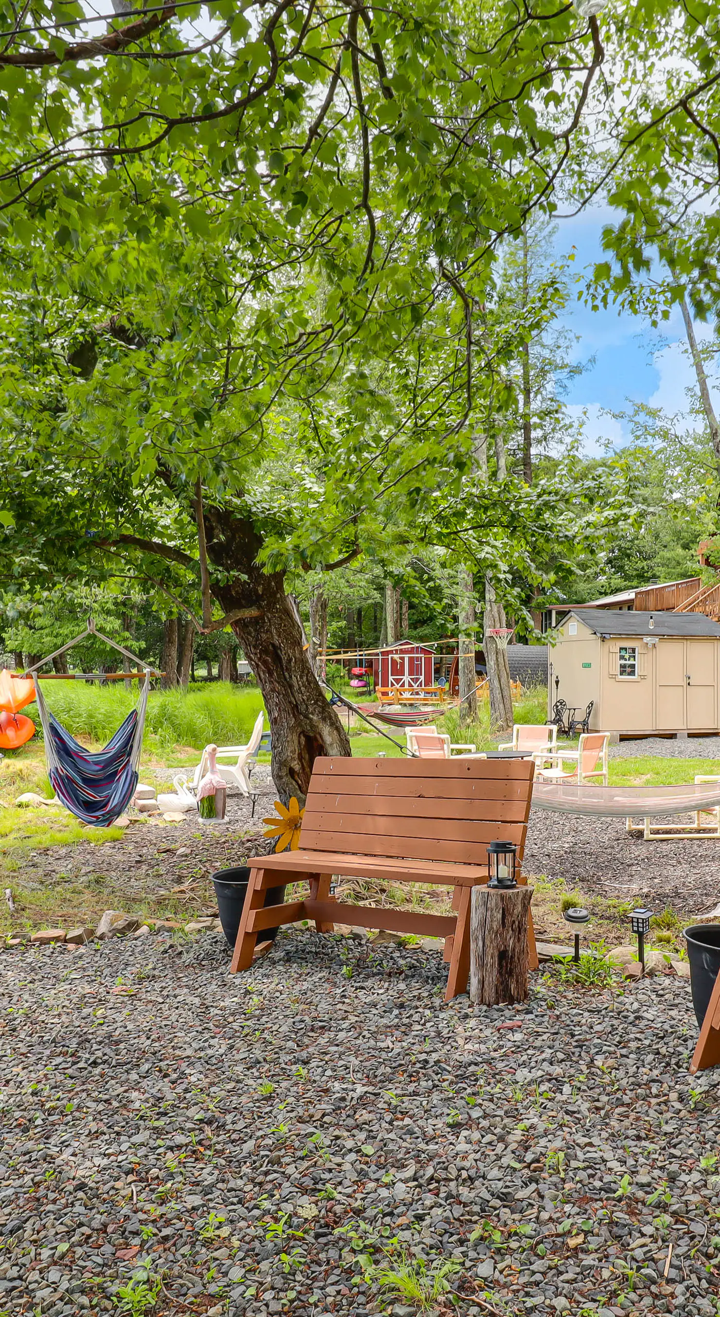 Lakefront Pocono Retreat w/ Hot Tub & Movie Hub