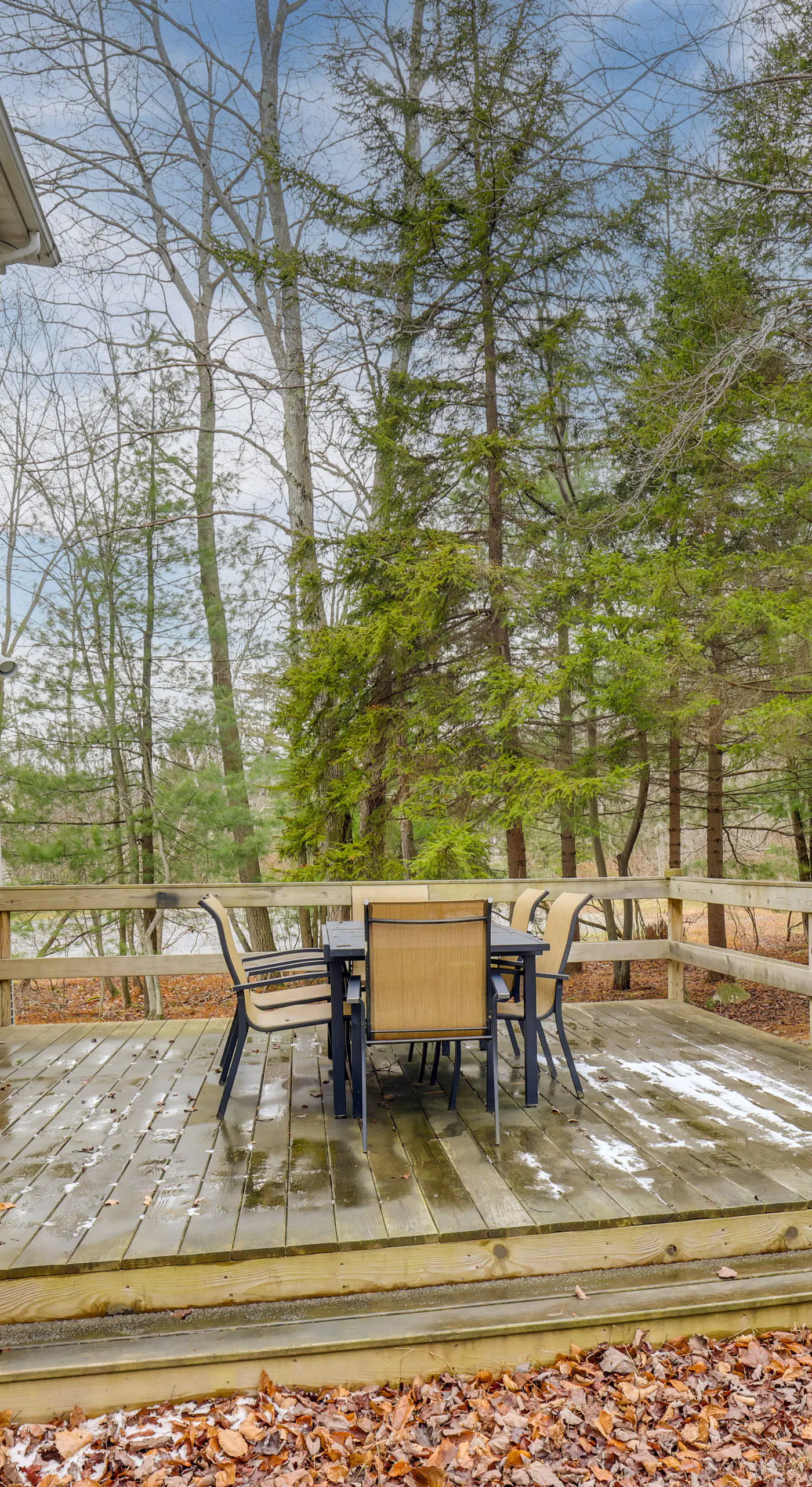 Waterfront Arrowhead Lake Retreat w/ Resort Perks!