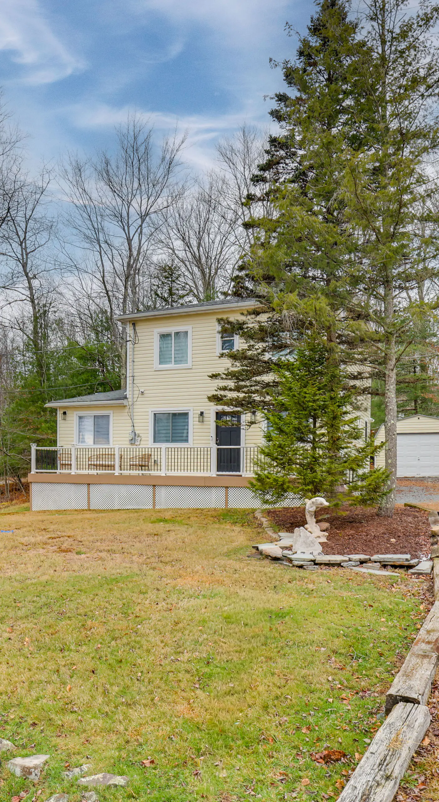 Waterfront Arrowhead Lake Retreat w/ Resort Perks!
