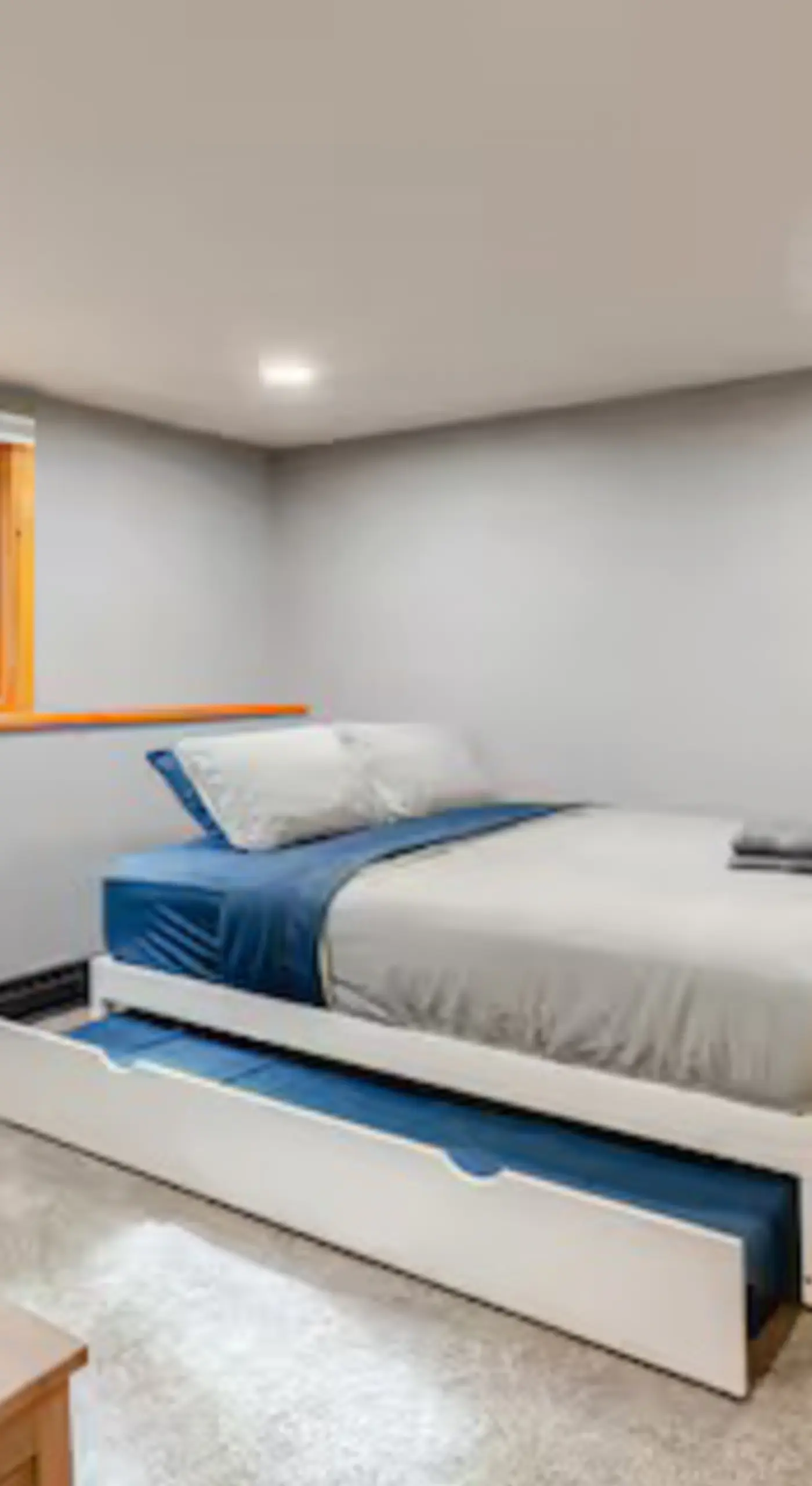 Ski-In/Ski-Out Camelback Mtn Retreat w/ Hot Tub
