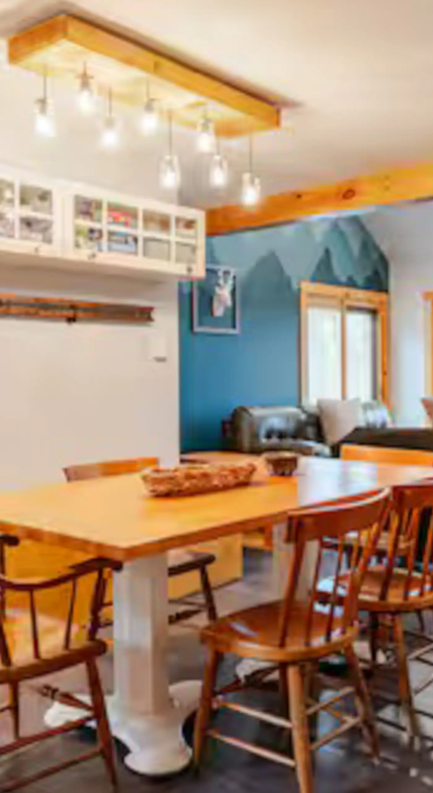 Ski-In/Ski-Out Camelback Mtn Retreat w/ Hot Tub