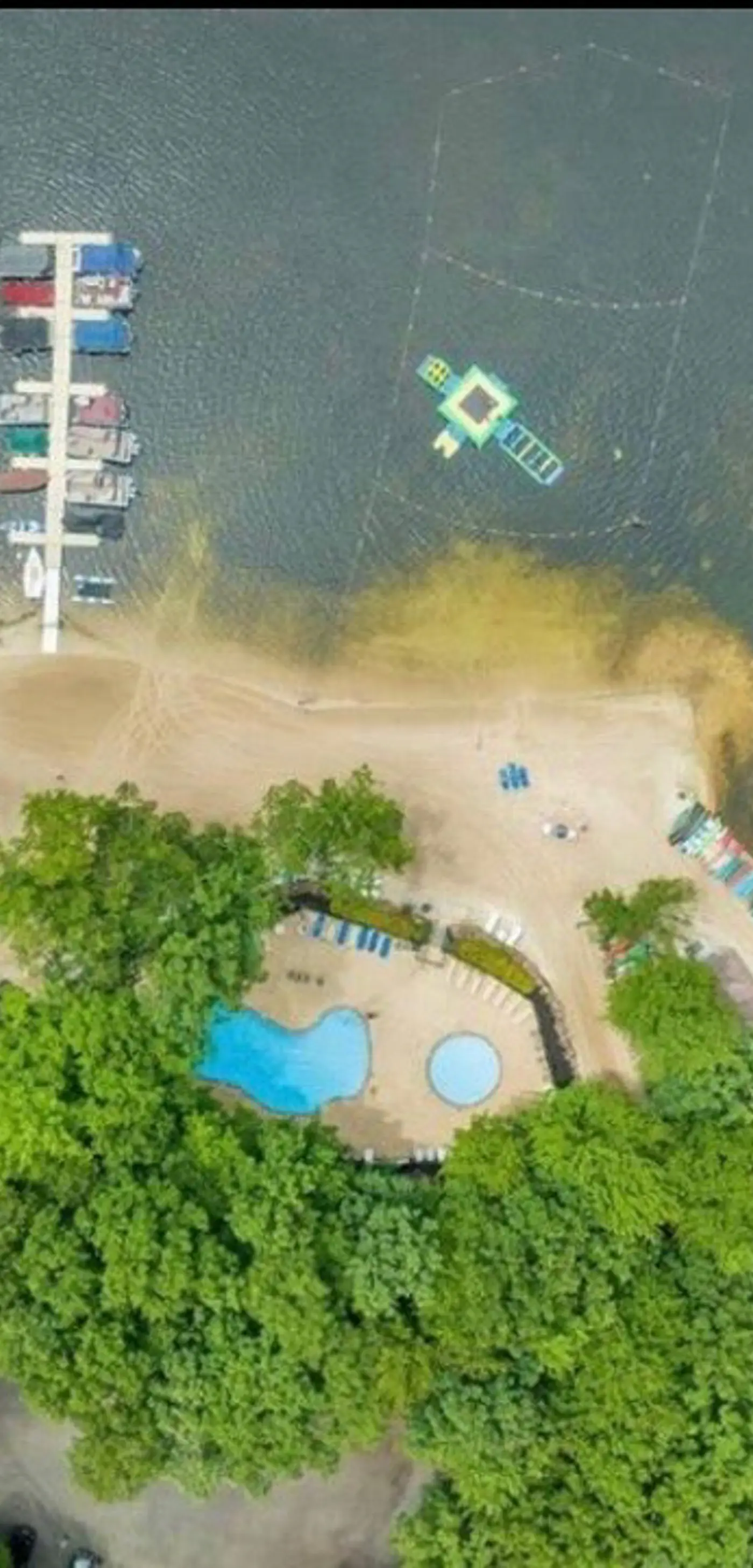 Lakefront Poconos Retreat! Pool & Hot Tub Access