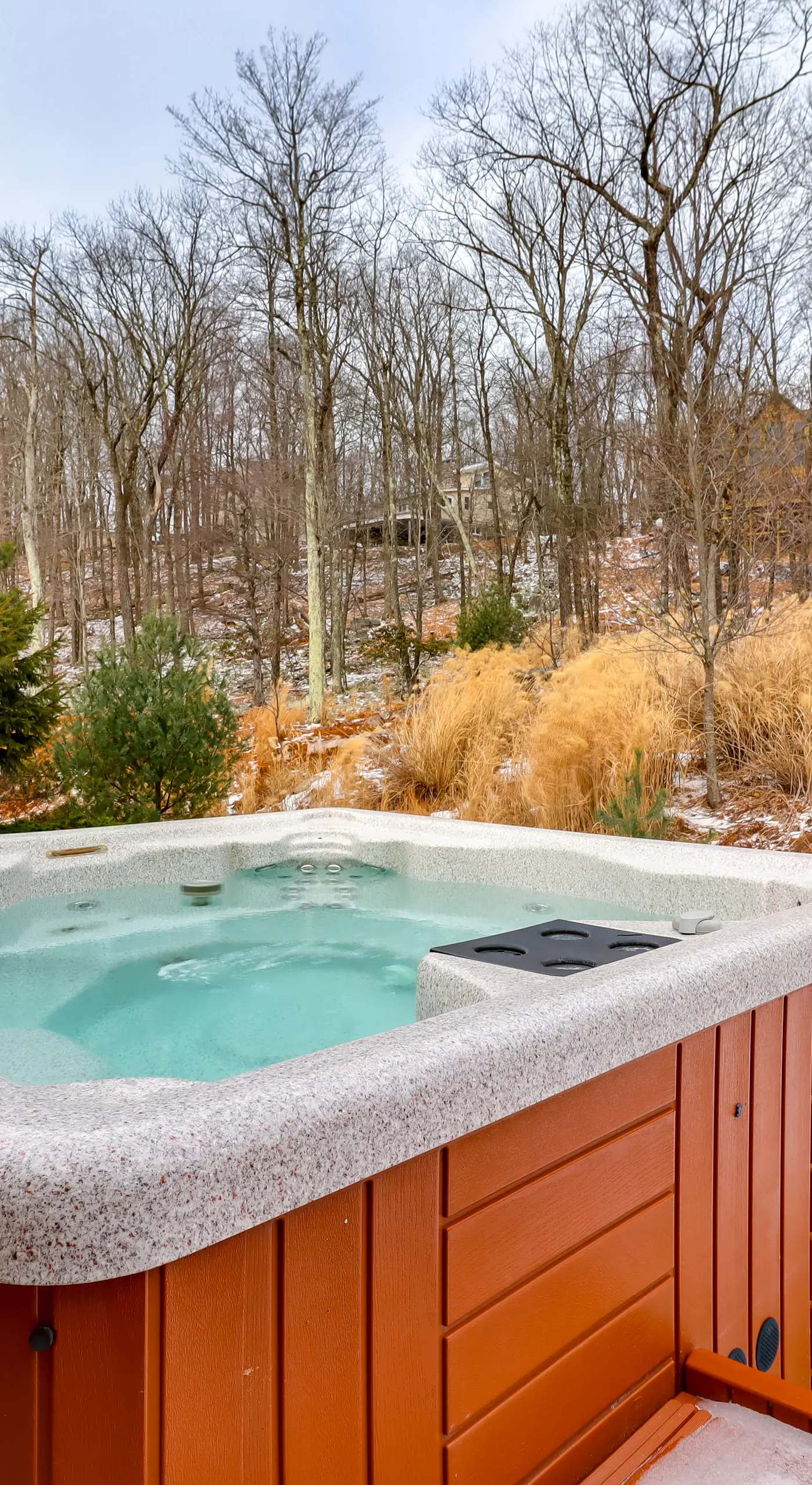 Walk to Big Boulder Mtn & Lake, Home w/ Hot Tub!