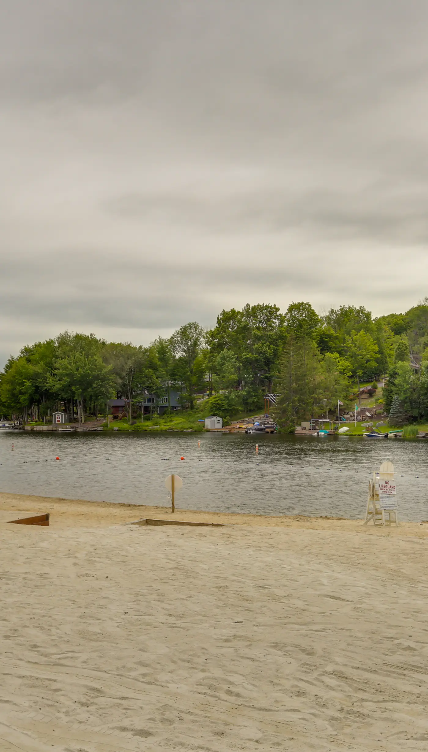 Poconos Retreat in The Hideout Lake Community!