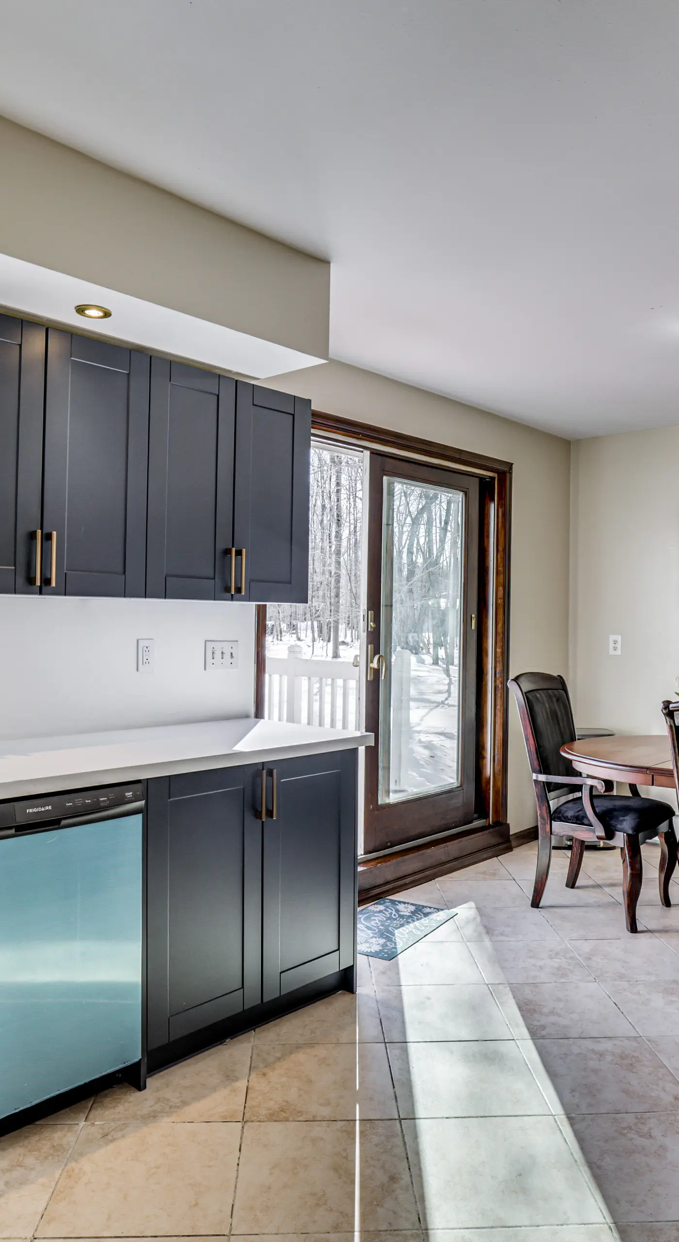 Private Hot Tub + Lake Access: Poconos Escape!