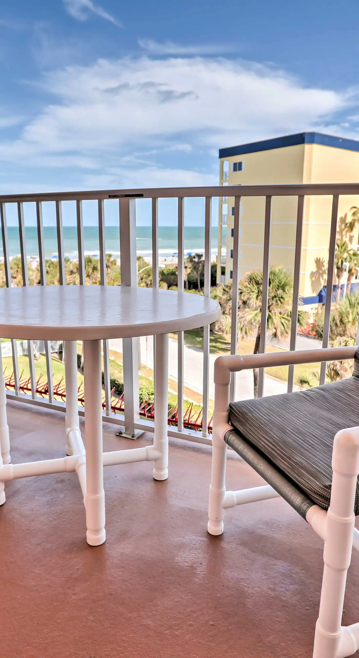 Oceanfront Cocoa Beach Condo w/ View: Walk to Pier
