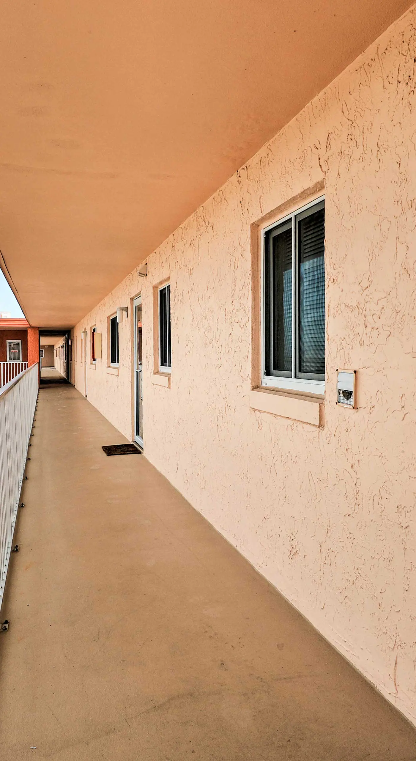 Oceanfront Cocoa Beach Condo w/ View: Walk to Pier