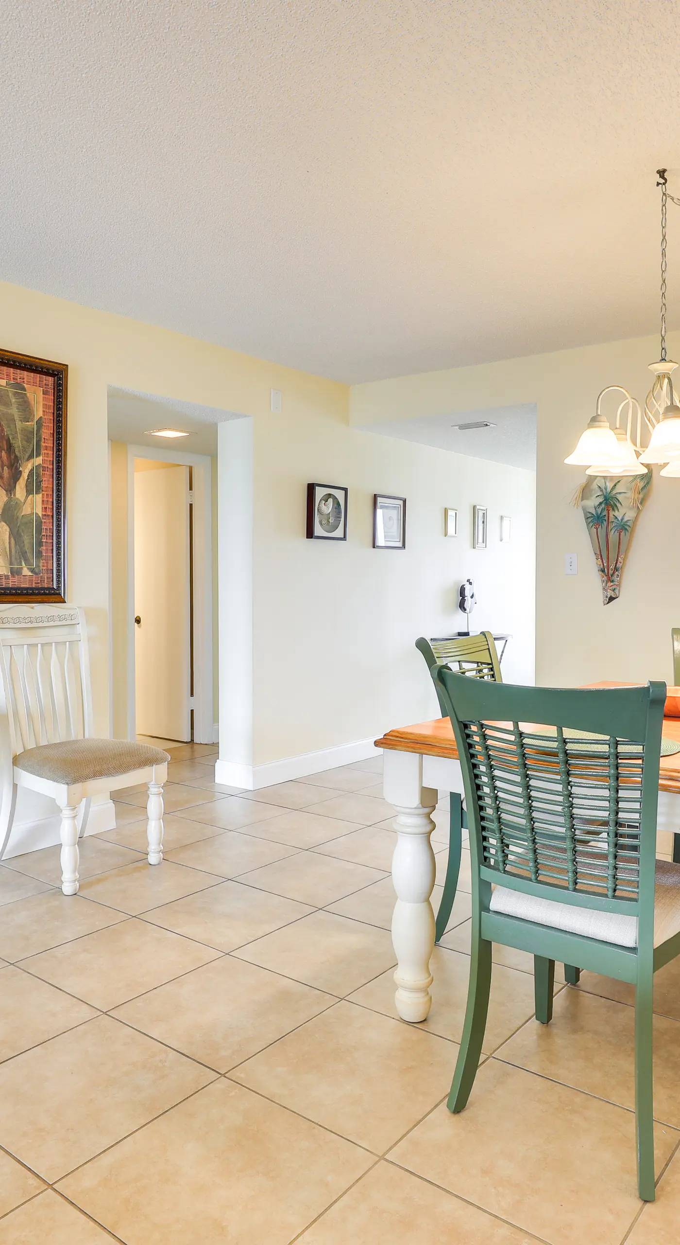 Oceanfront Cocoa Beach Condo w/ View: Walk to Pier