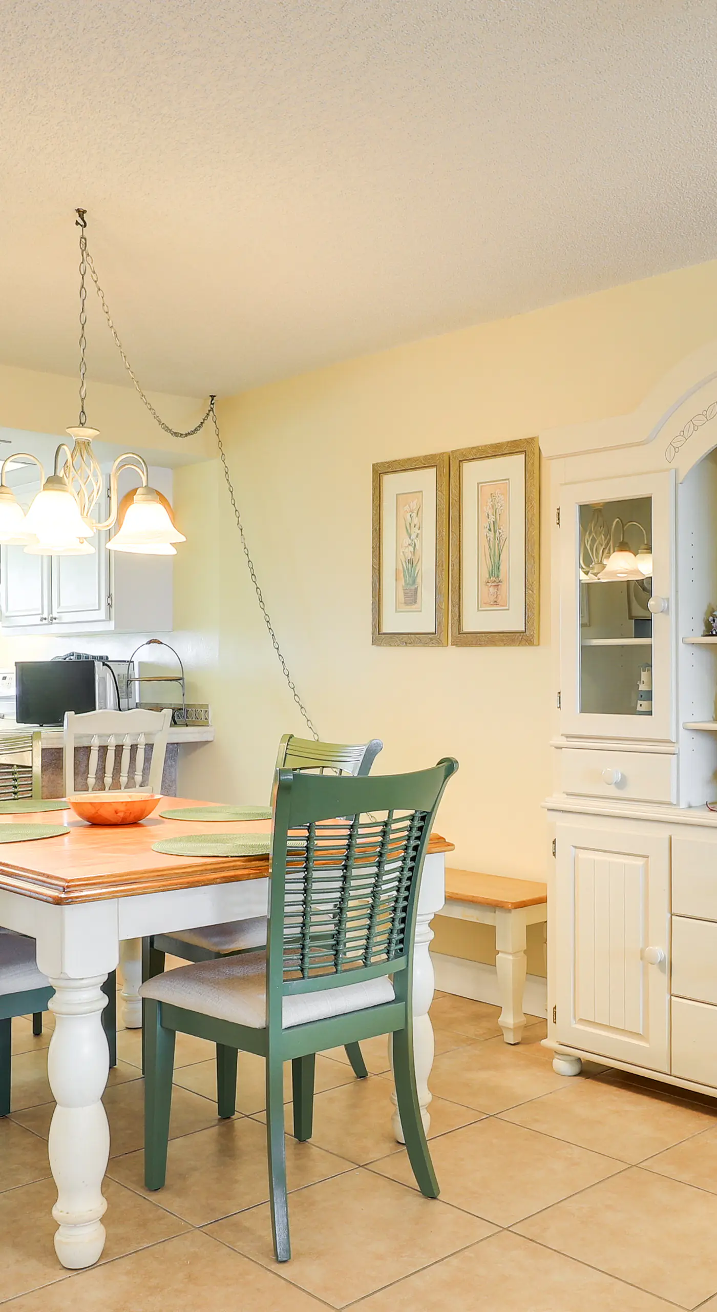 Oceanfront Cocoa Beach Condo w/ View: Walk to Pier