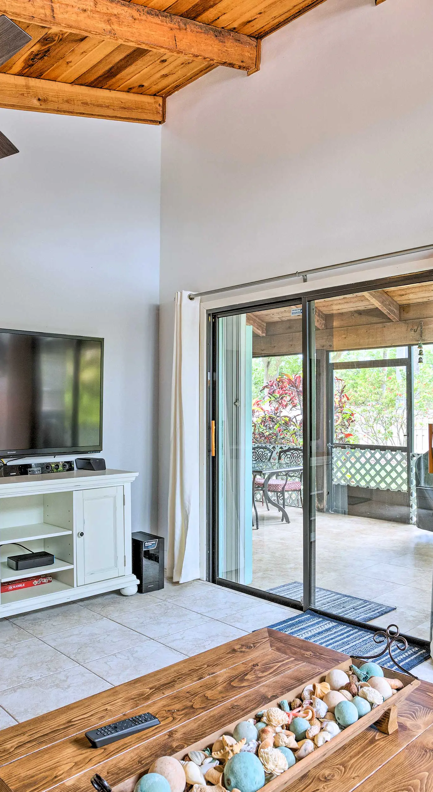 < 1 Mi to Jensen Beach: Home w/ Community Perks!