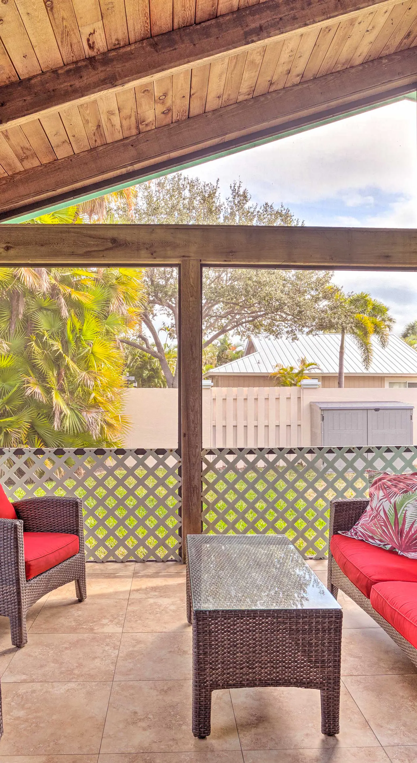 < 1 Mi to Jensen Beach: Home w/ Community Perks!