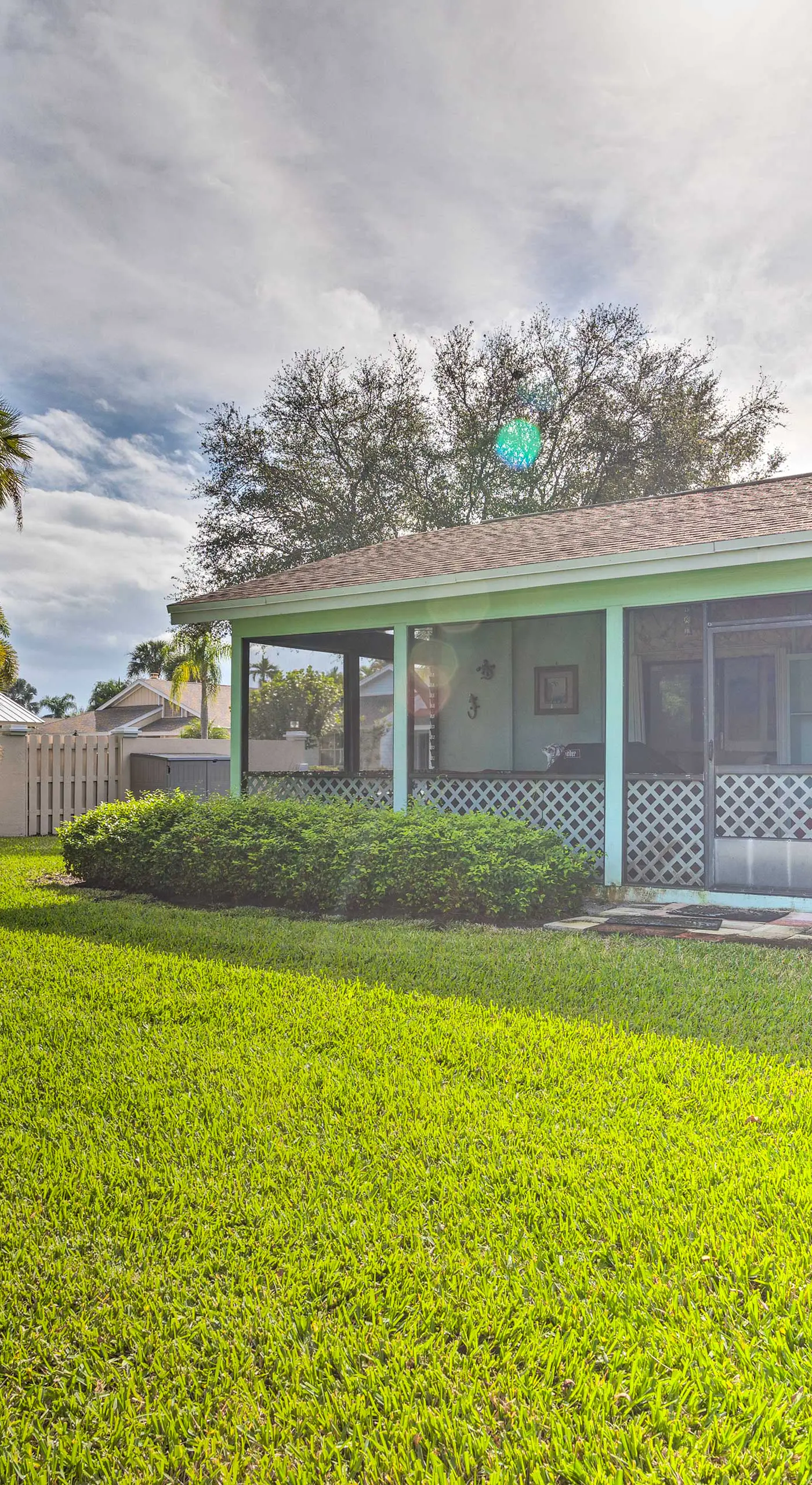 < 1 Mi to Jensen Beach: Home w/ Community Perks!