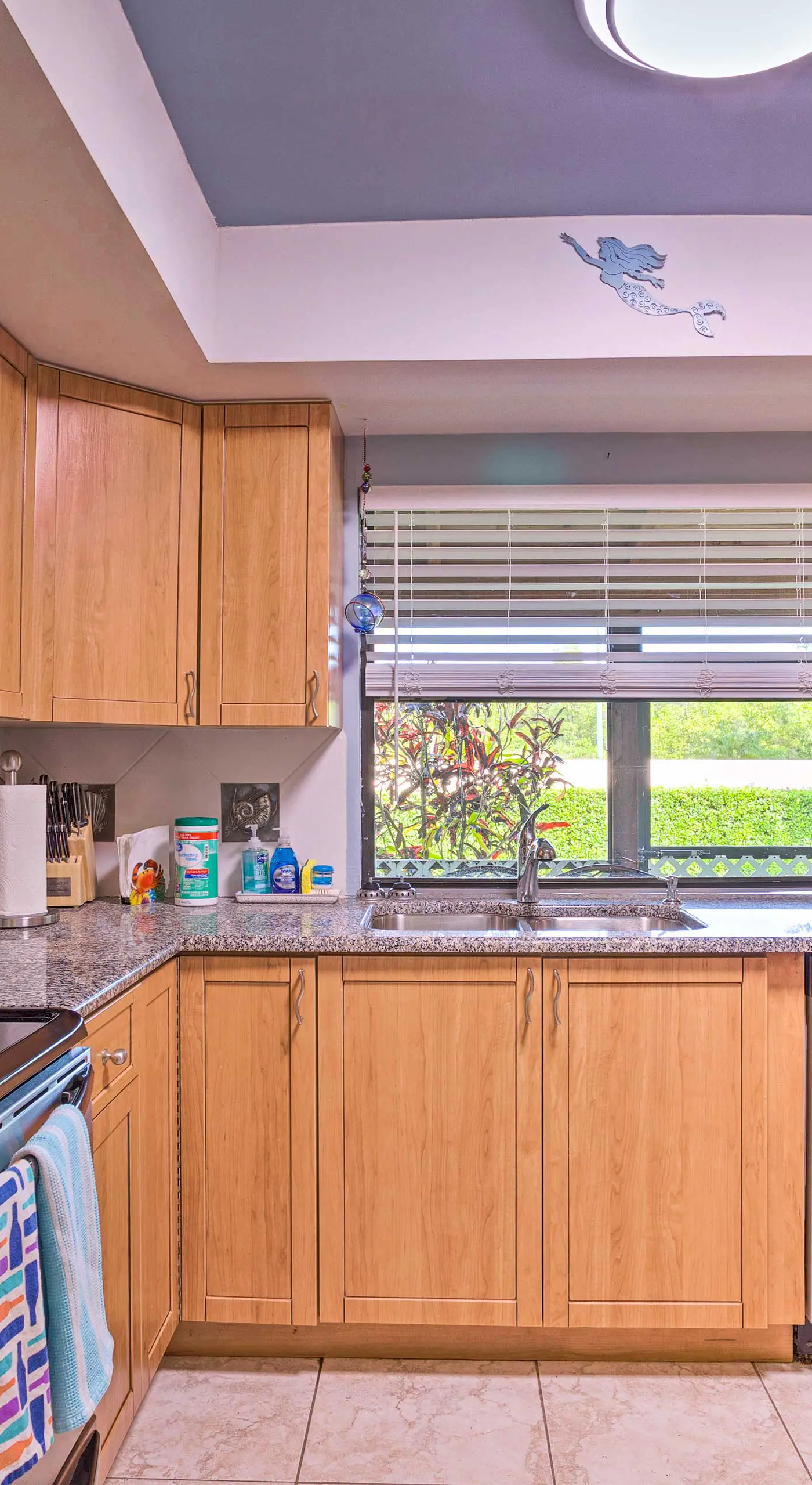 < 1 Mi to Jensen Beach: Home w/ Community Perks!