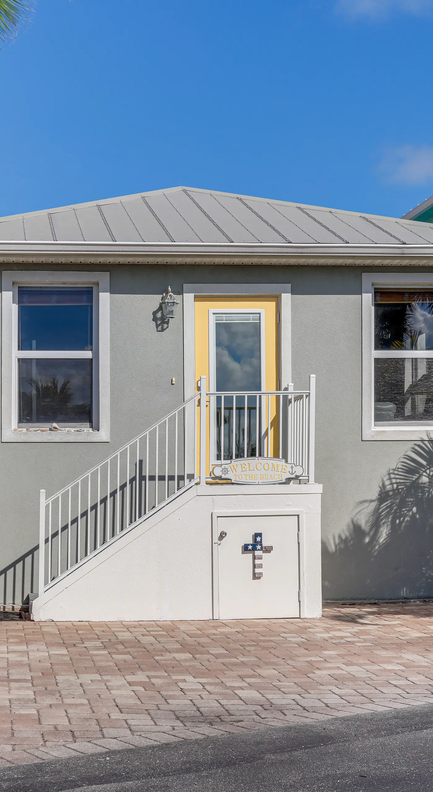 South Hutchinson Island Cottage w/ Beach Access!