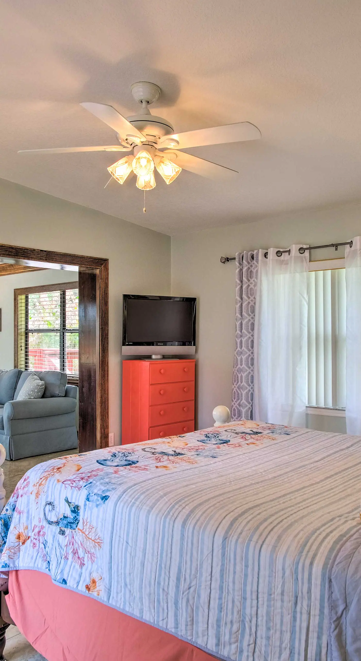 Cozy Melbourne Home w/ Deck & Pool: 5 Mi to Beach!