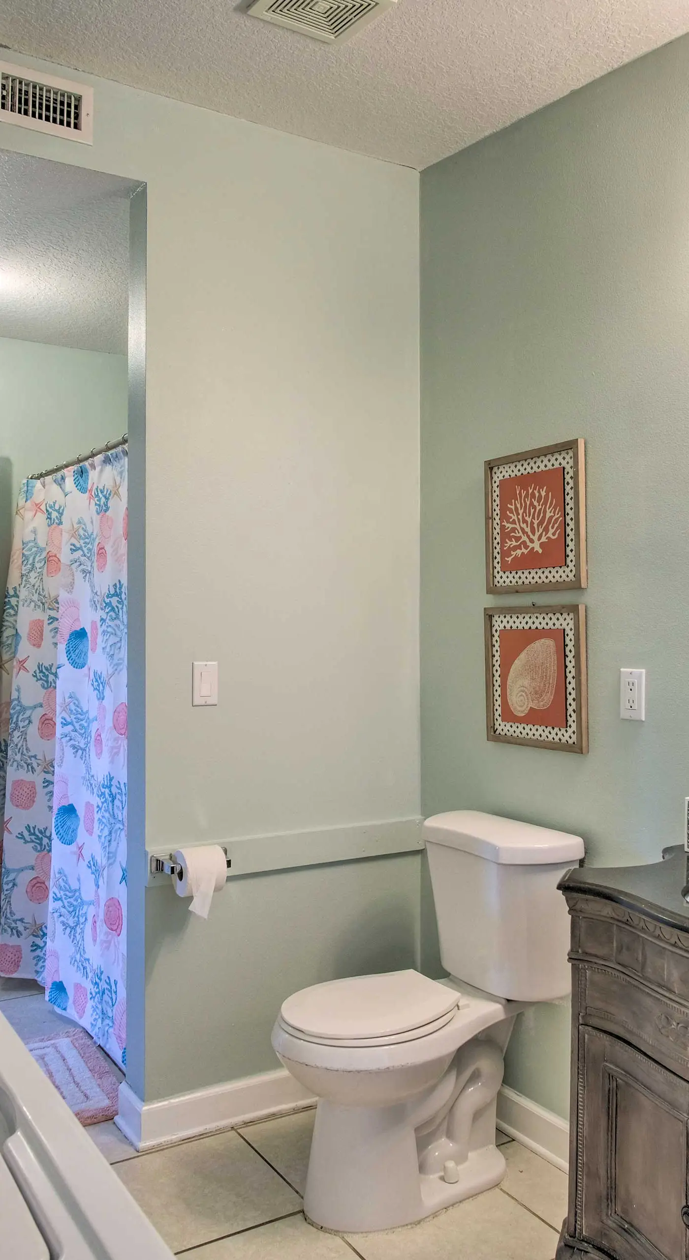 Cozy Melbourne Home w/ Deck & Pool: 5 Mi to Beach!