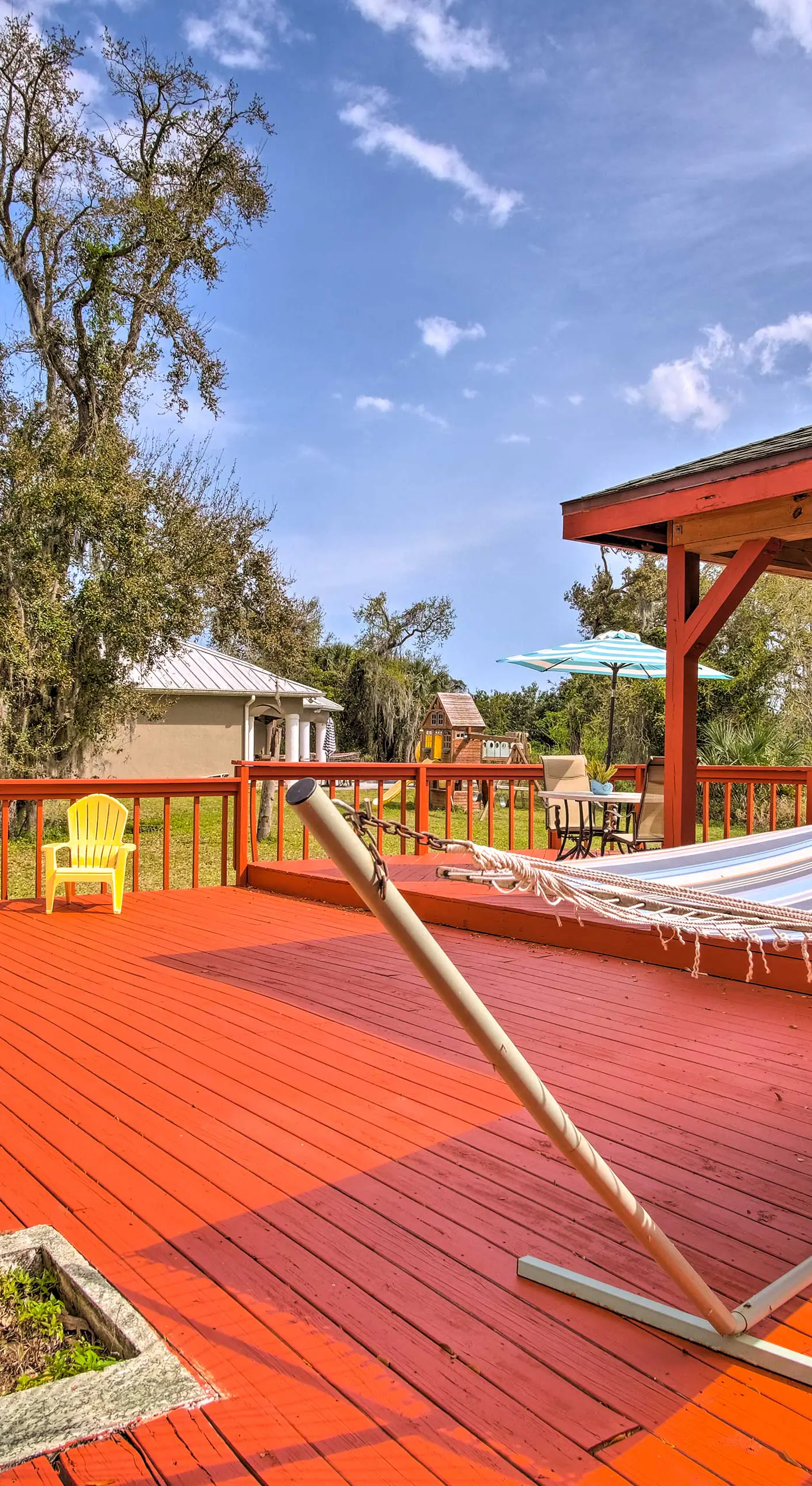 Cozy Melbourne Home w/ Deck & Pool: 5 Mi to Beach!