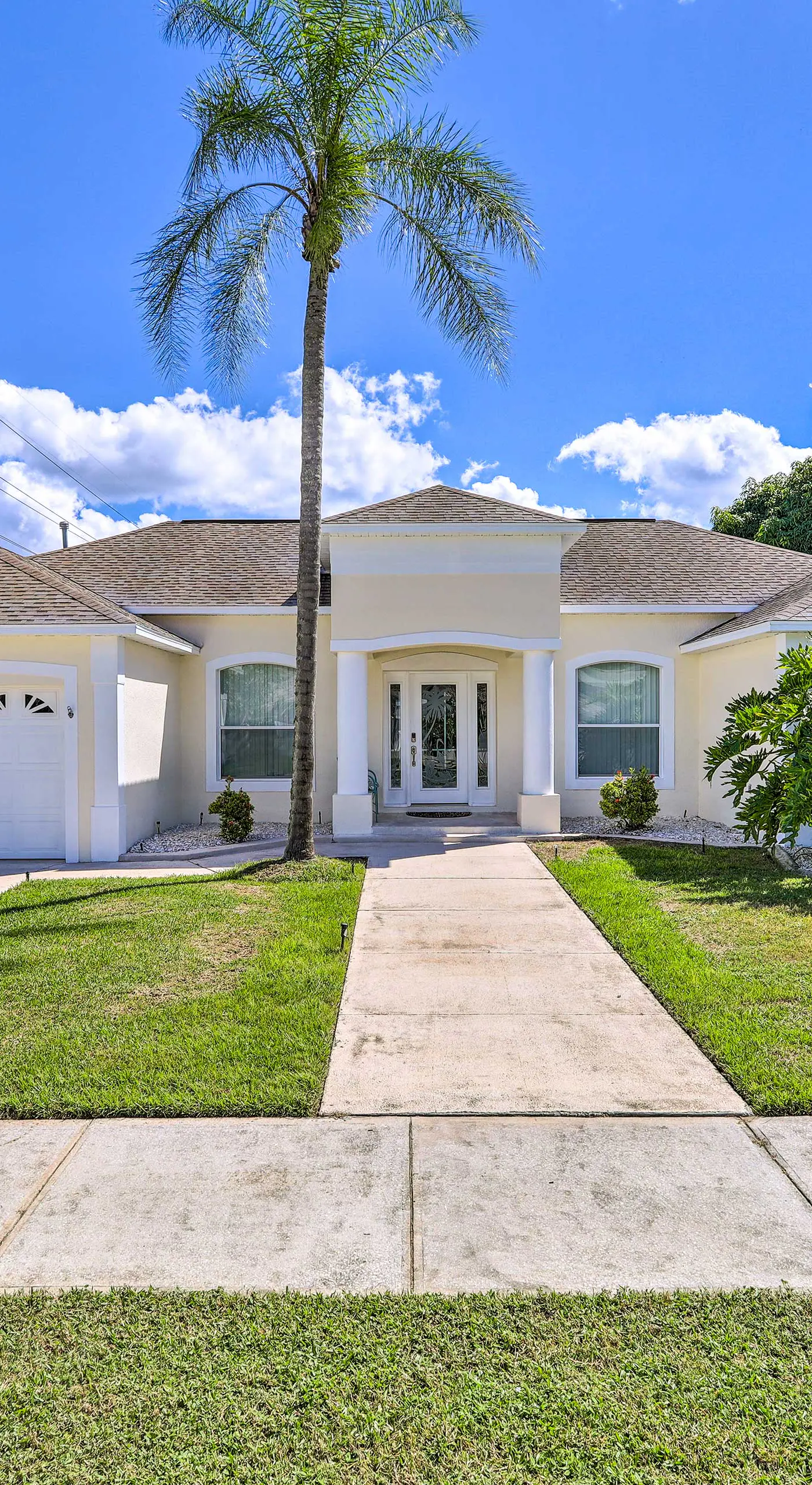 Merritt Island Home with Grill & Saltwater Pool