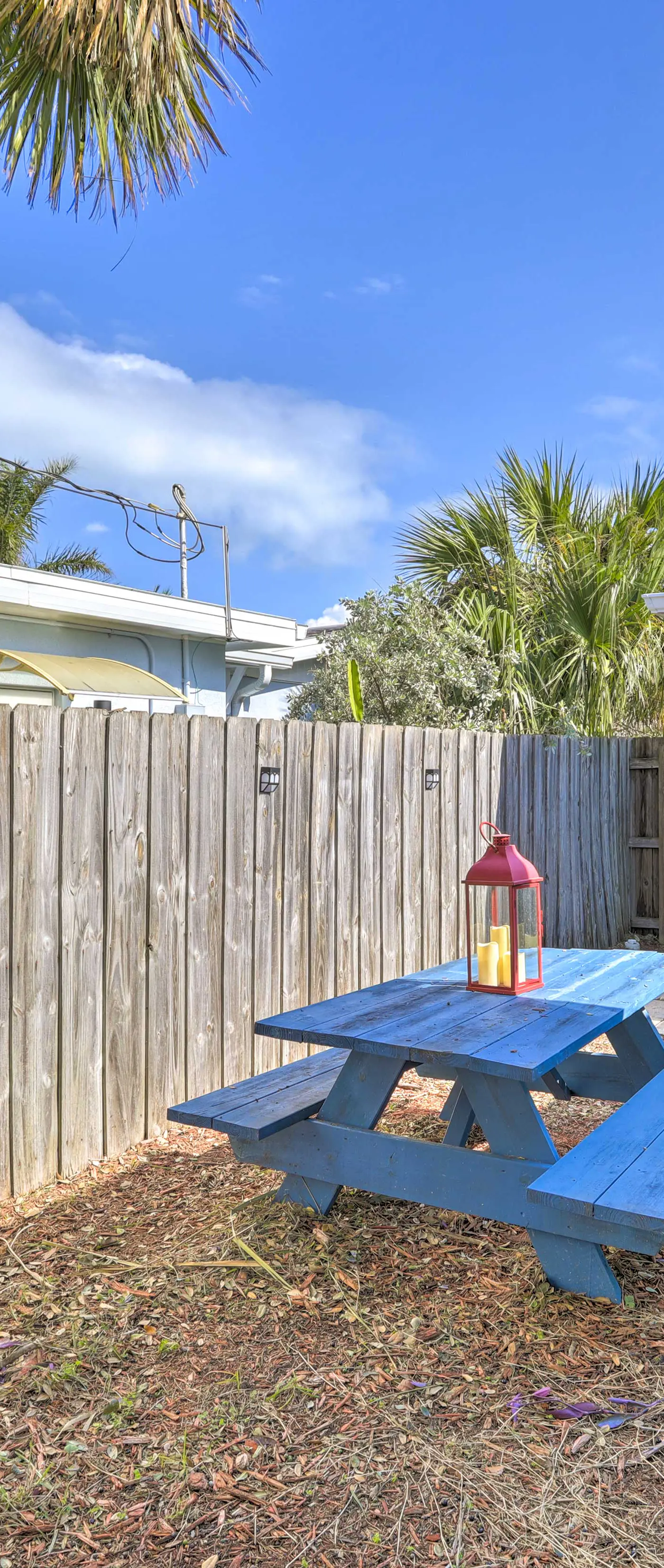 Cute & Cozy Florida Duplex: Walk to Beaches!
