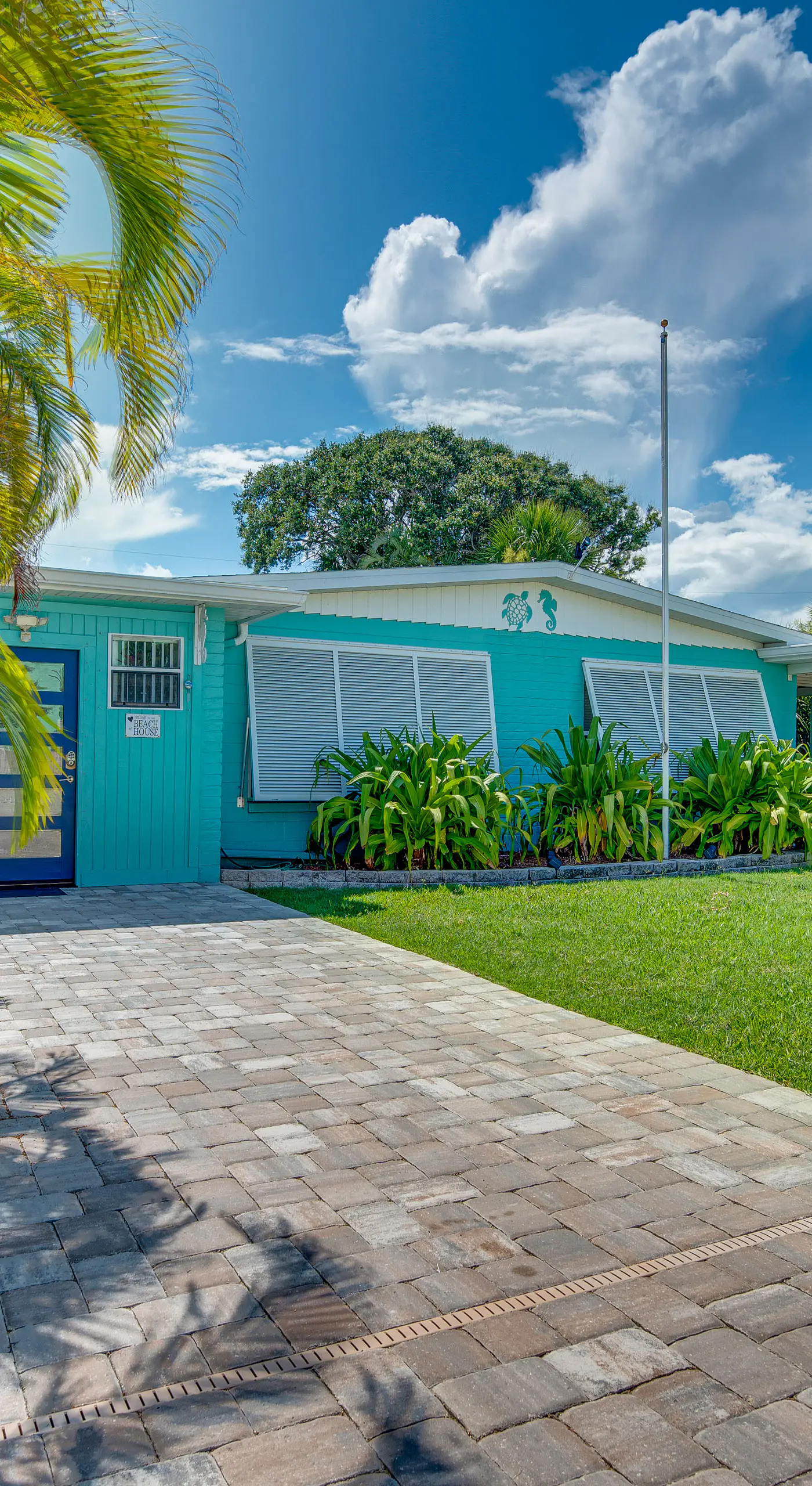 Walkable Florida Duplex: 2 Blocks to Cocoa Beach!