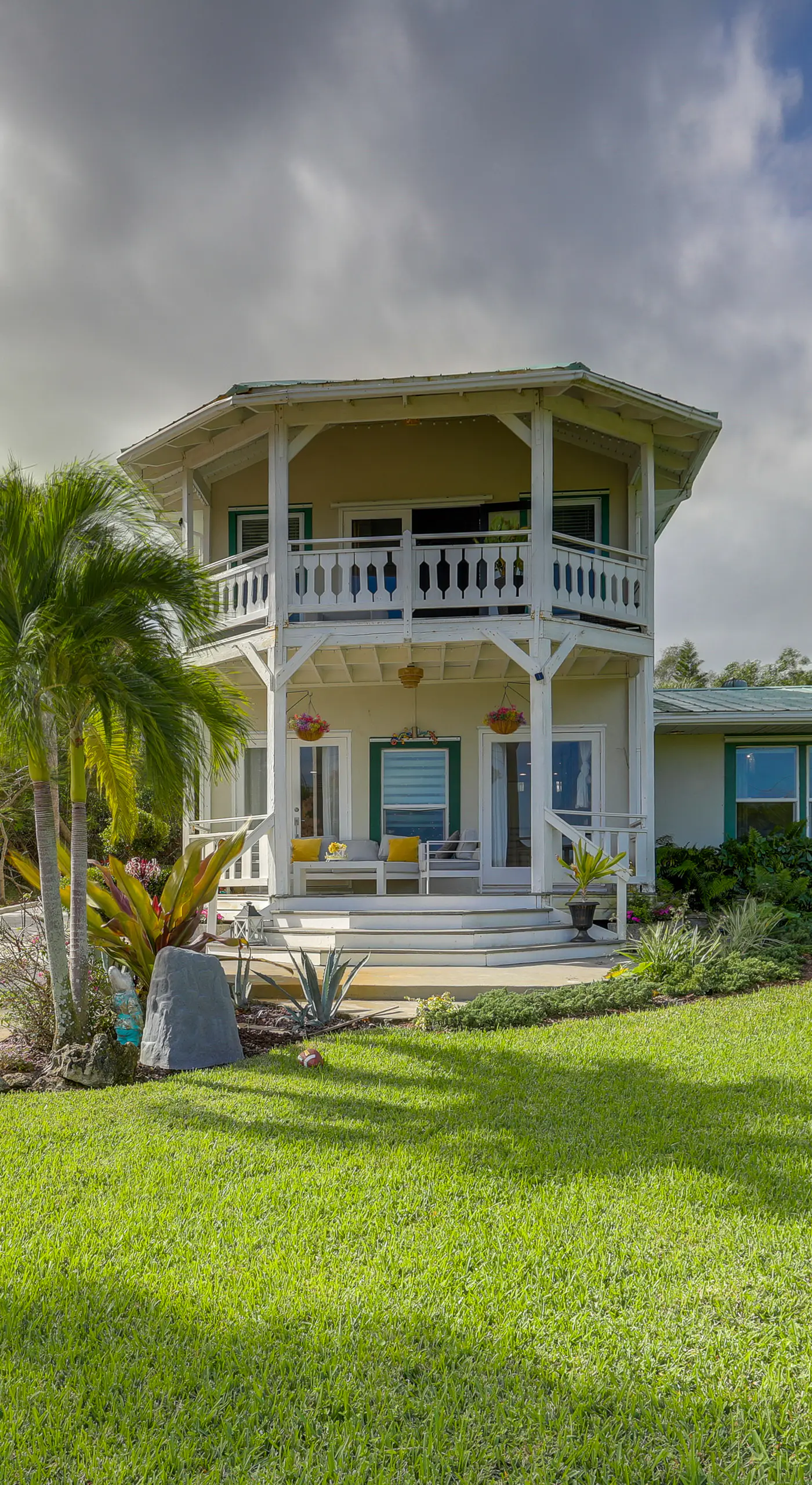 3-Acre Retreat, 3 Mi to Dtwn Jensen! Upscale Home