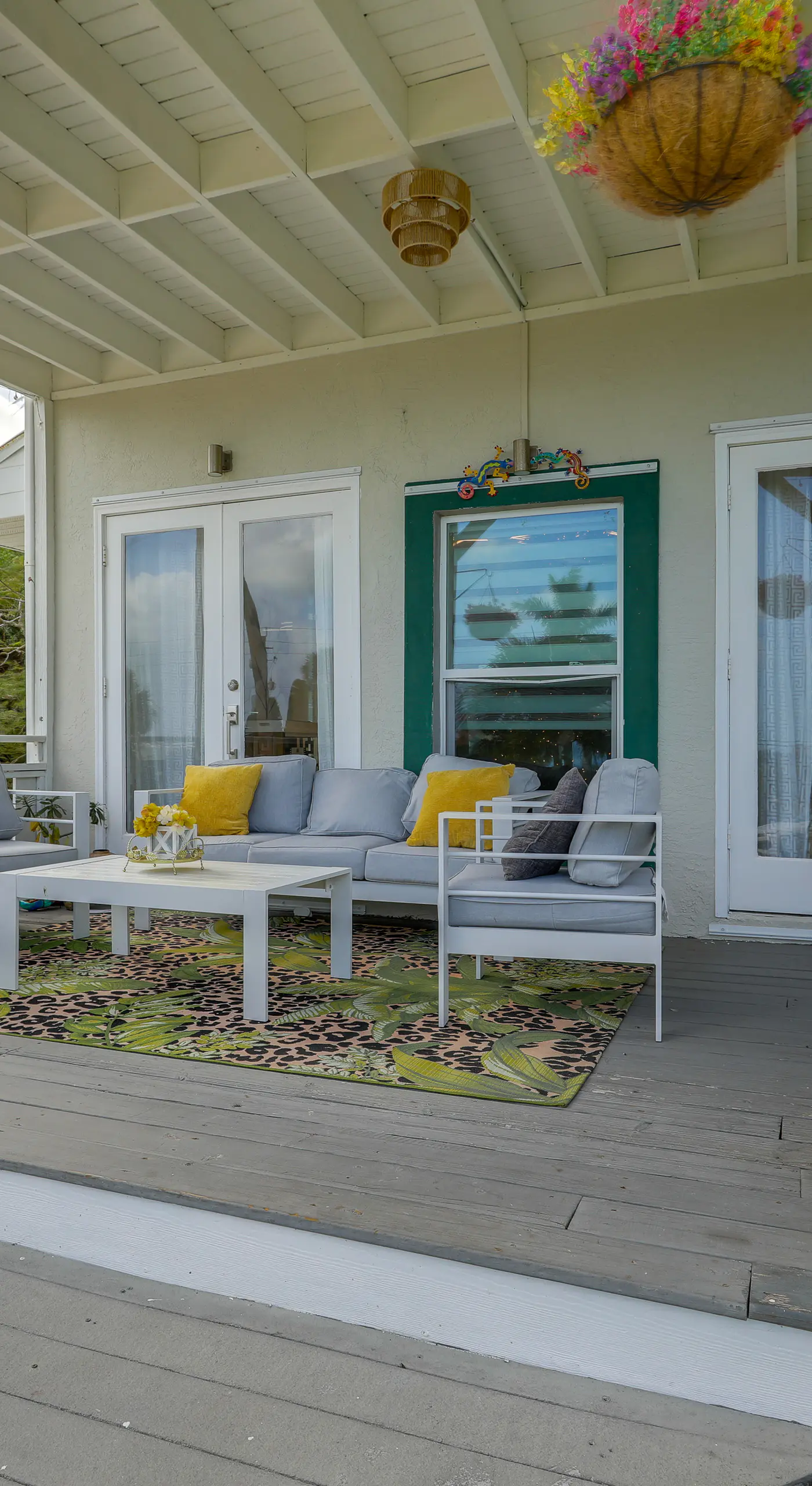 3-Acre Retreat, 3 Mi to Dtwn Jensen! Upscale Home