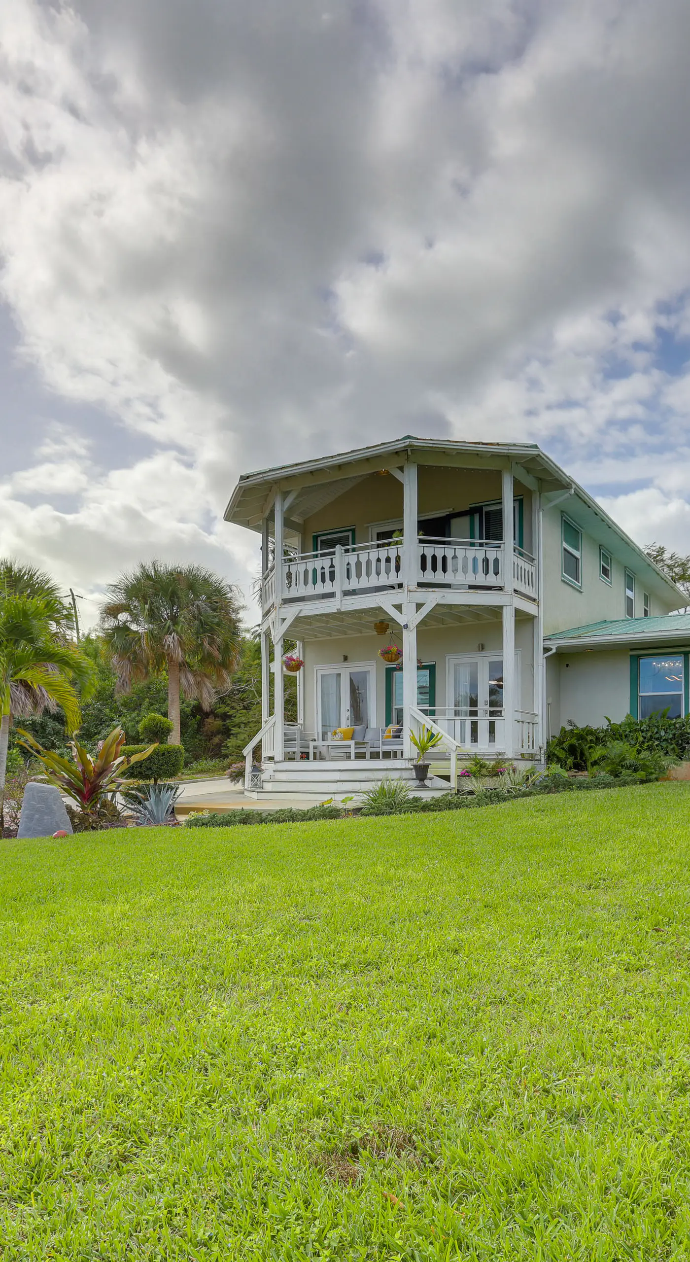 3-Acre Retreat, 3 Mi to Dtwn Jensen! Upscale Home