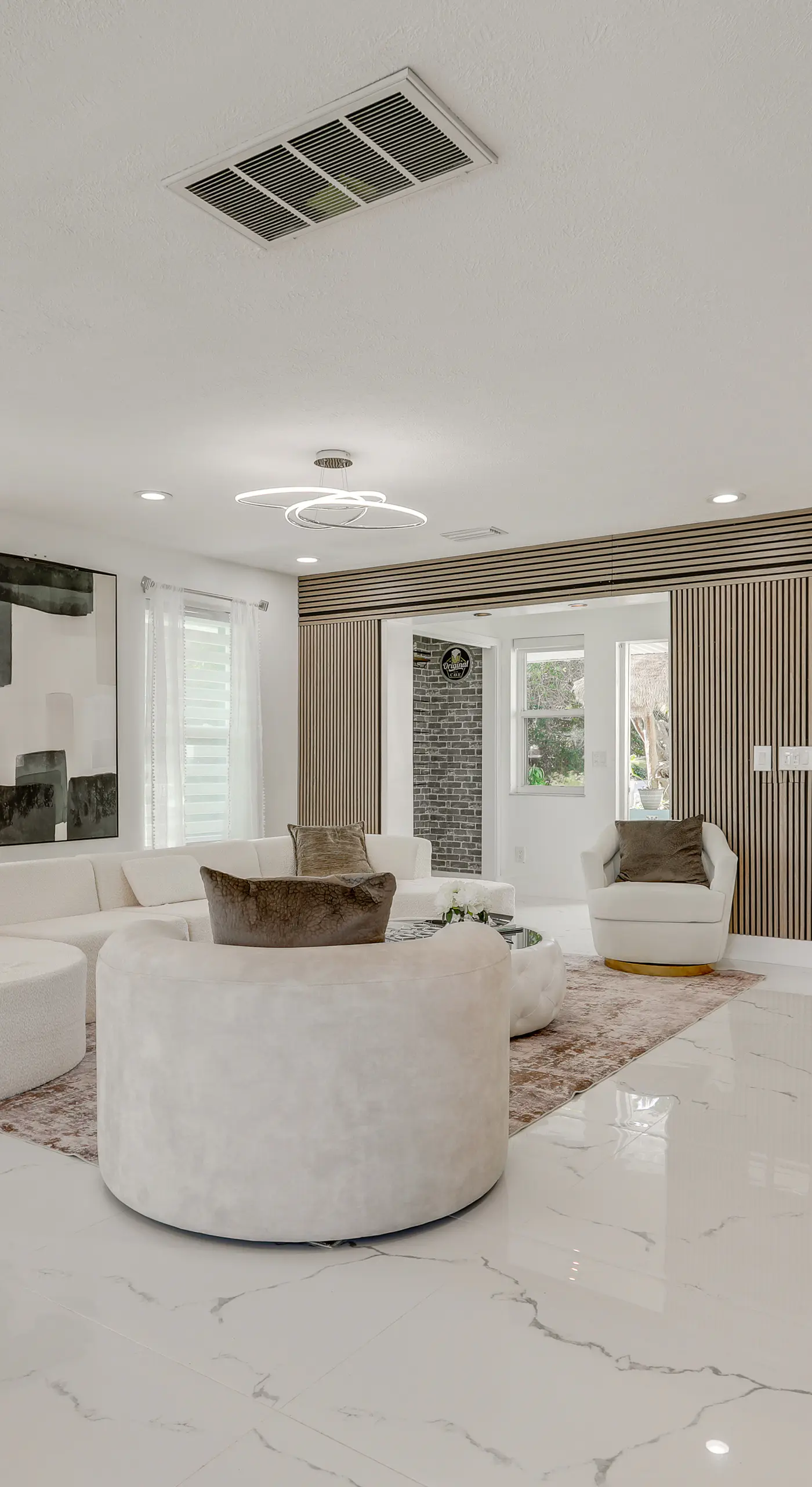 3-Acre Retreat, 3 Mi to Dtwn Jensen! Upscale Home
