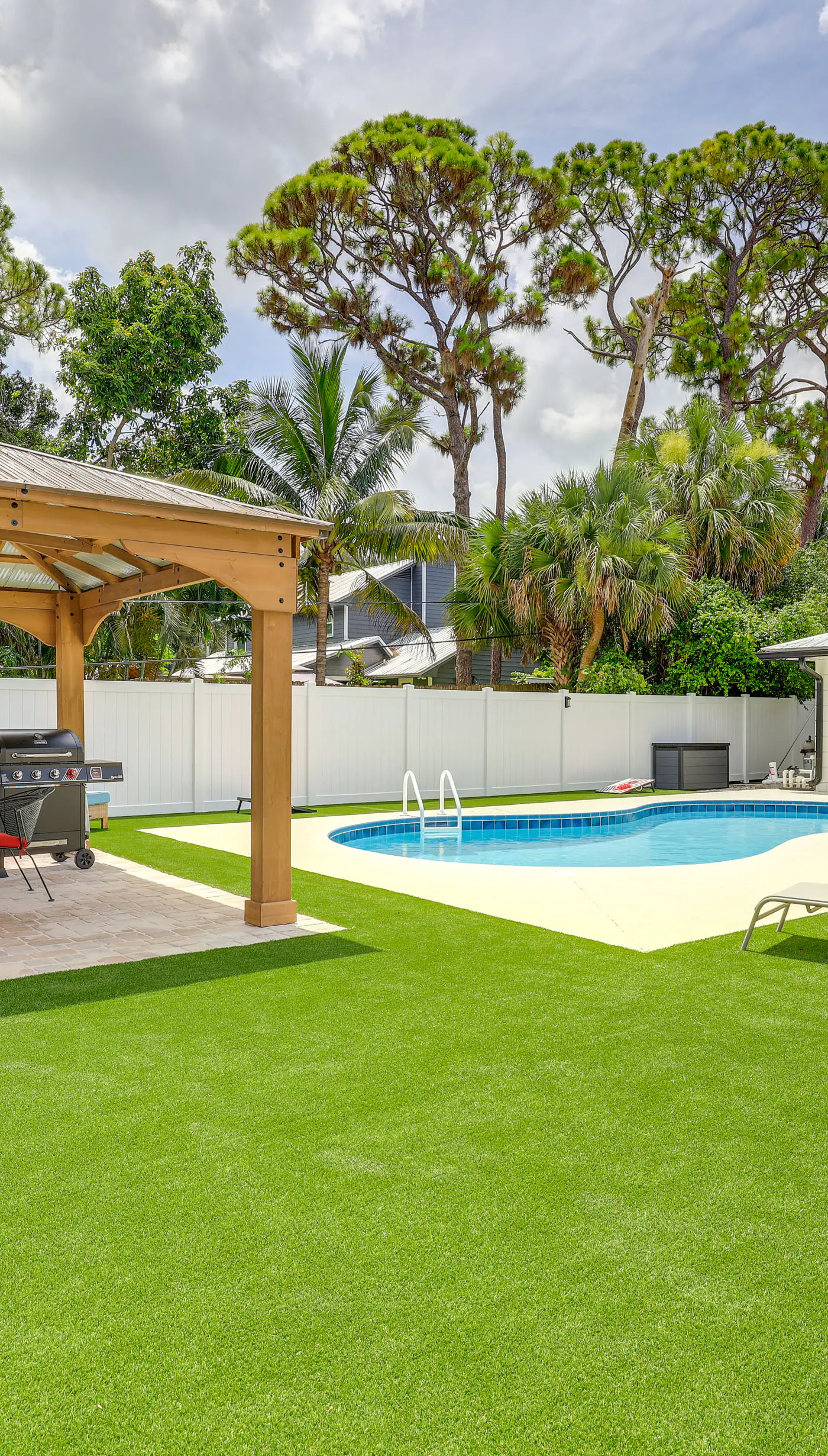 Vero Beach Vacation Rental: Pool & Putting Green!