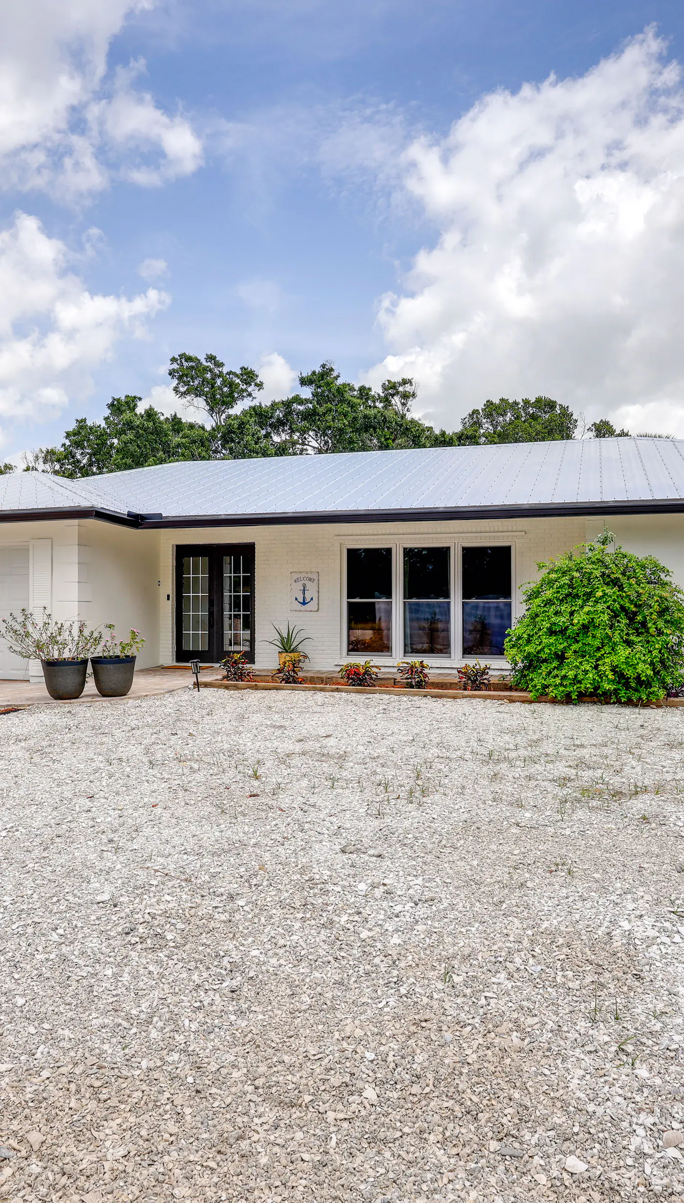 Vero Beach Vacation Rental: Pool & Putting Green!
