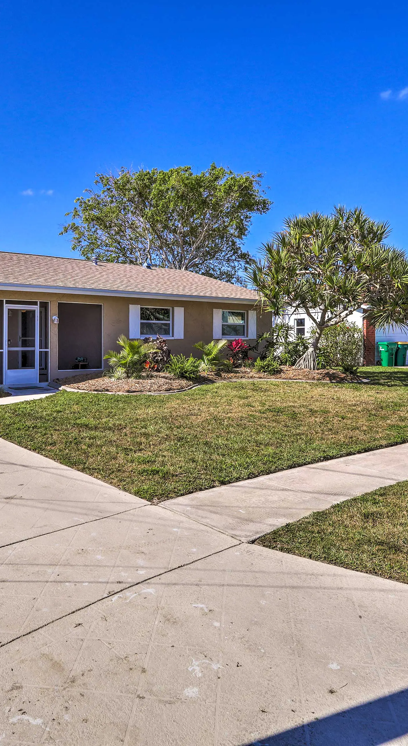 Pet-Friendly Merritt Island Home w/ Heated Pool