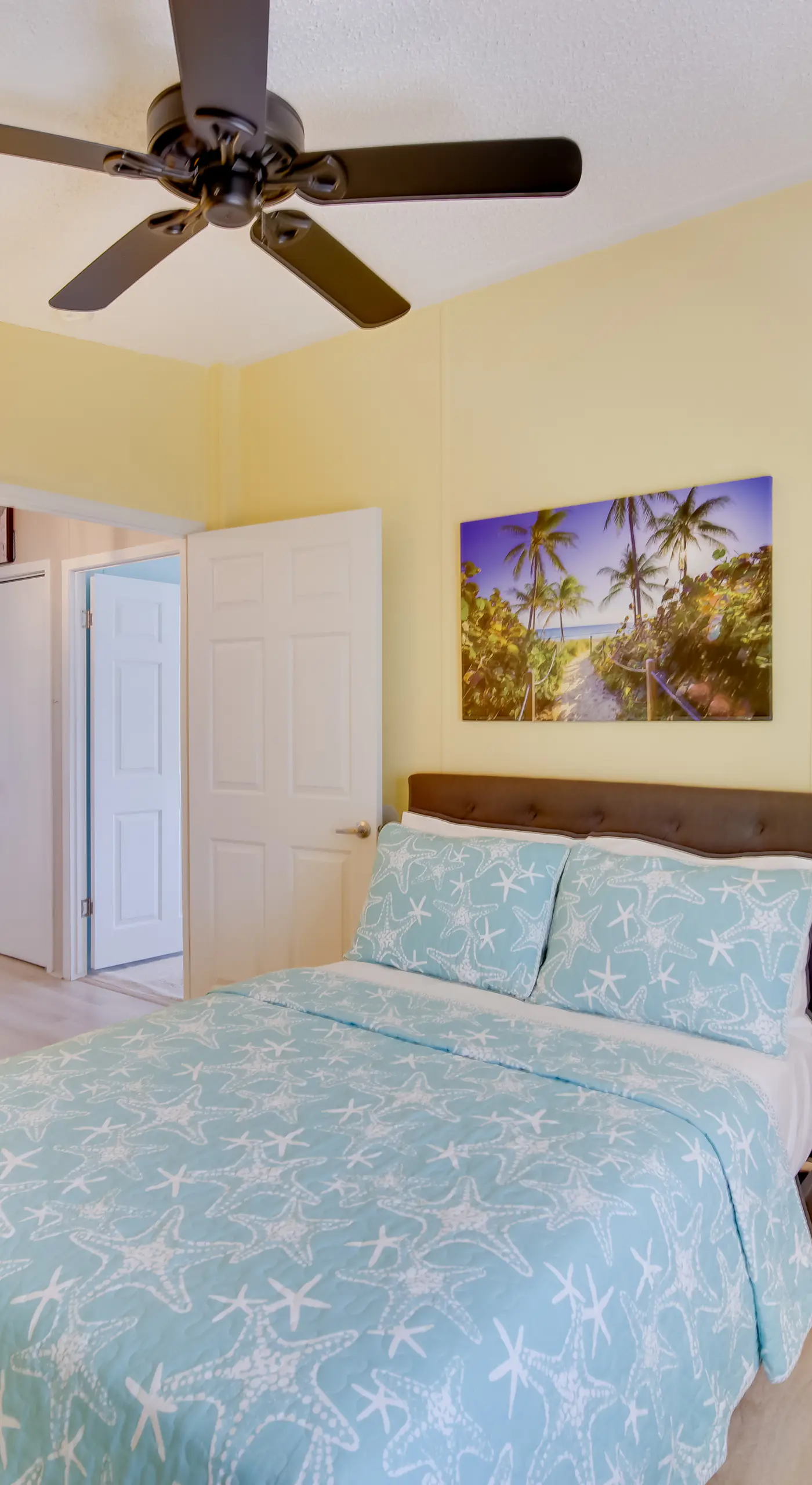 Sebastien Cottage w/ Screened Porch, 5 Mi to Beach