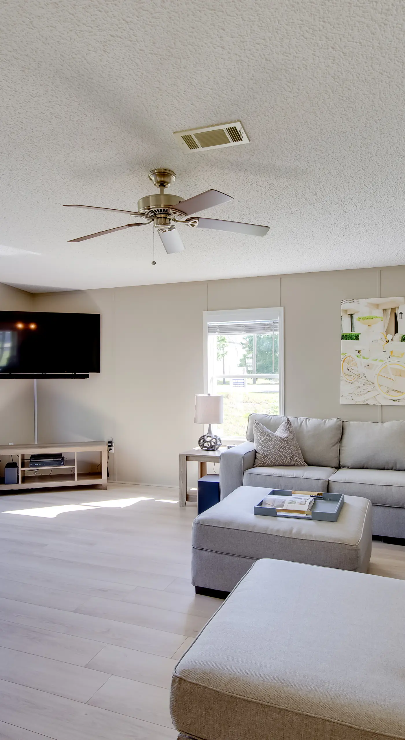 Sebastien Cottage w/ Screened Porch, 5 Mi to Beach