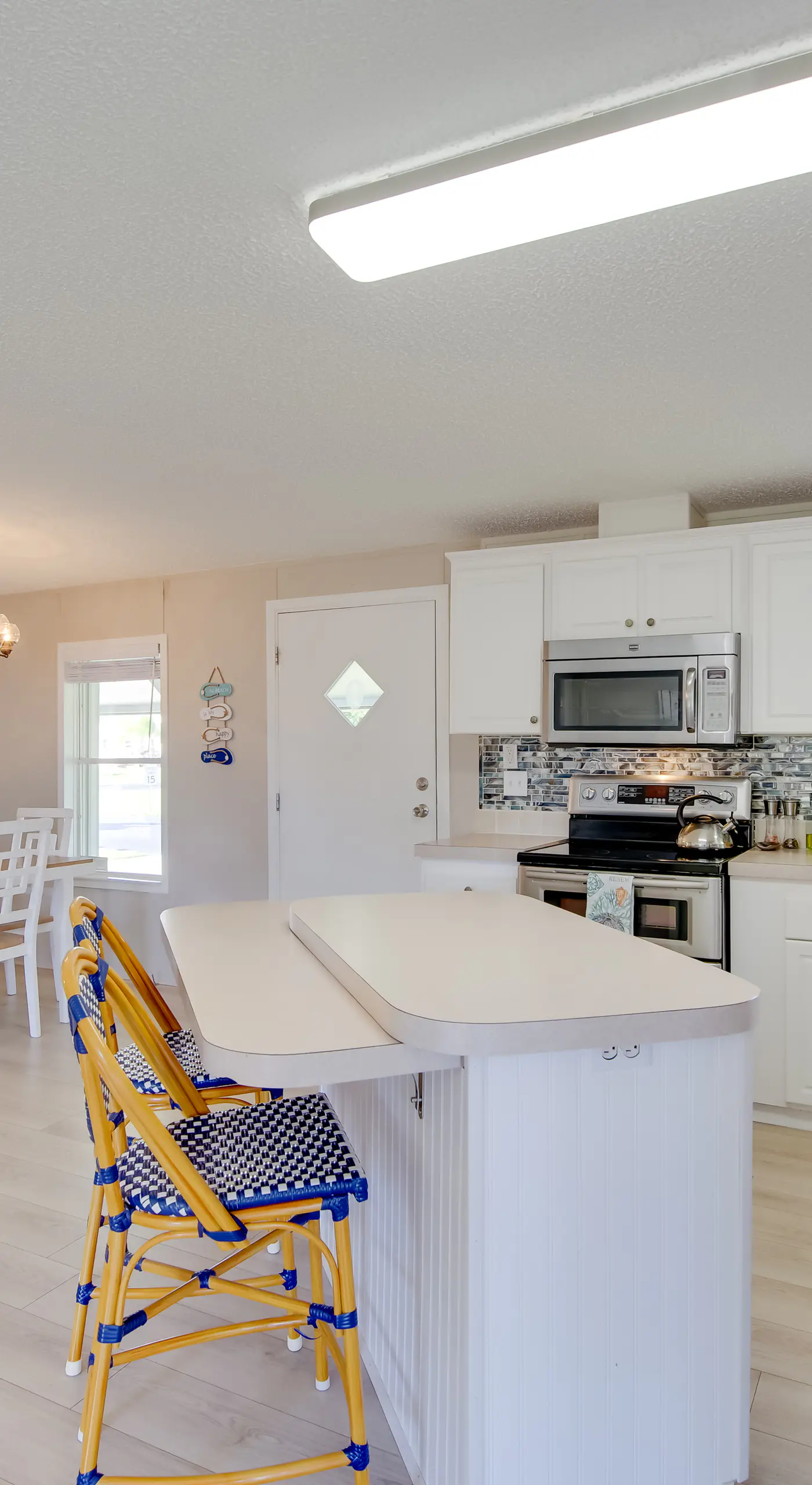 Sebastien Cottage w/ Screened Porch, 5 Mi to Beach