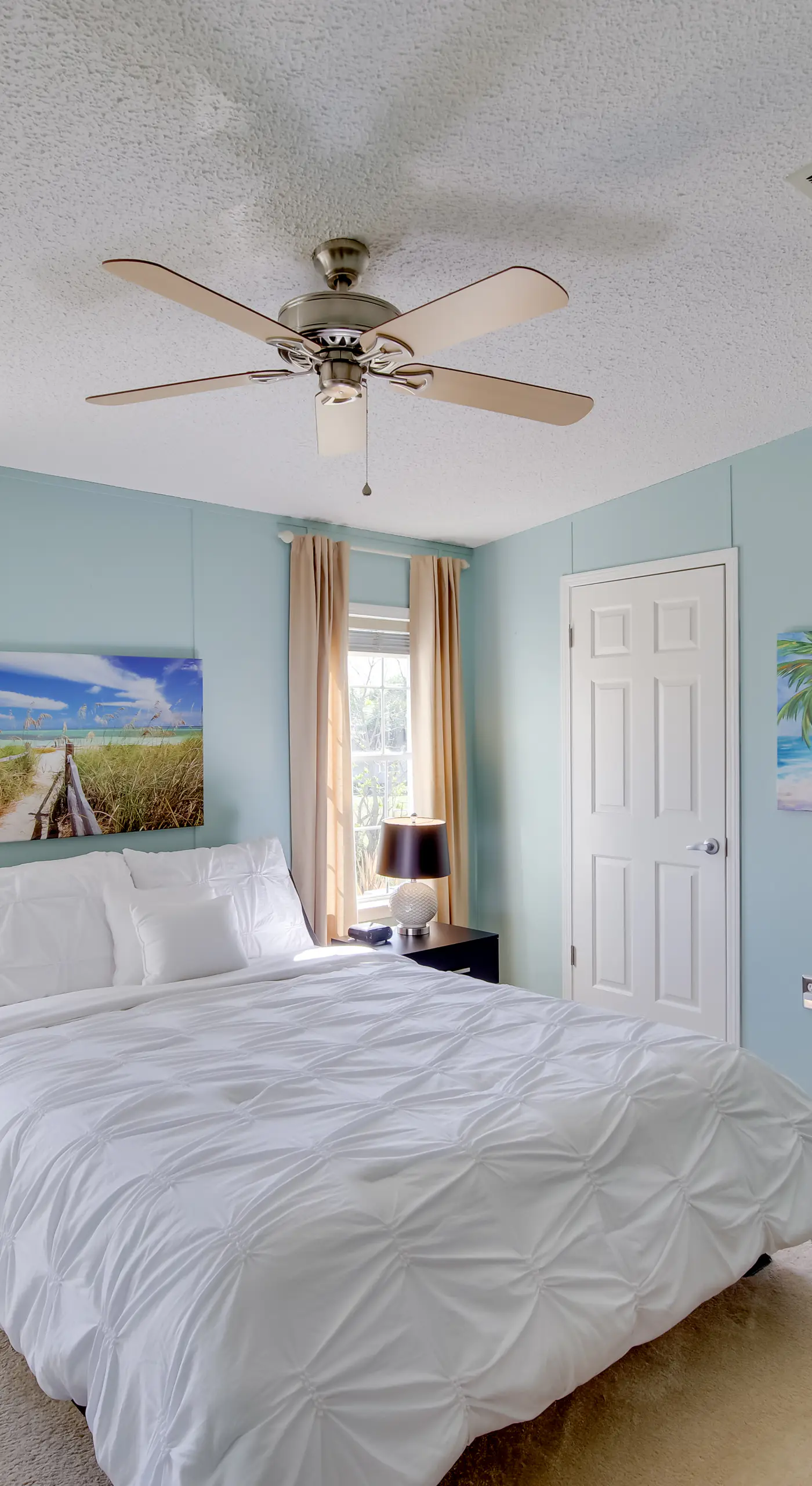 Sebastien Cottage w/ Screened Porch, 5 Mi to Beach
