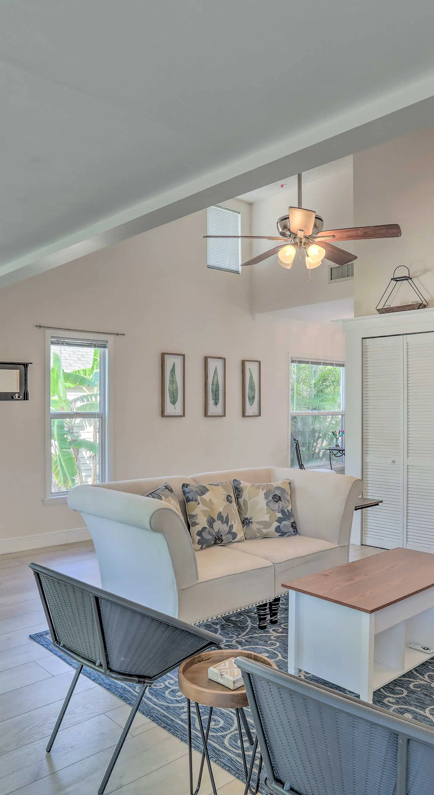 Lovely Cottage Near Downtown Stuart & Beaches