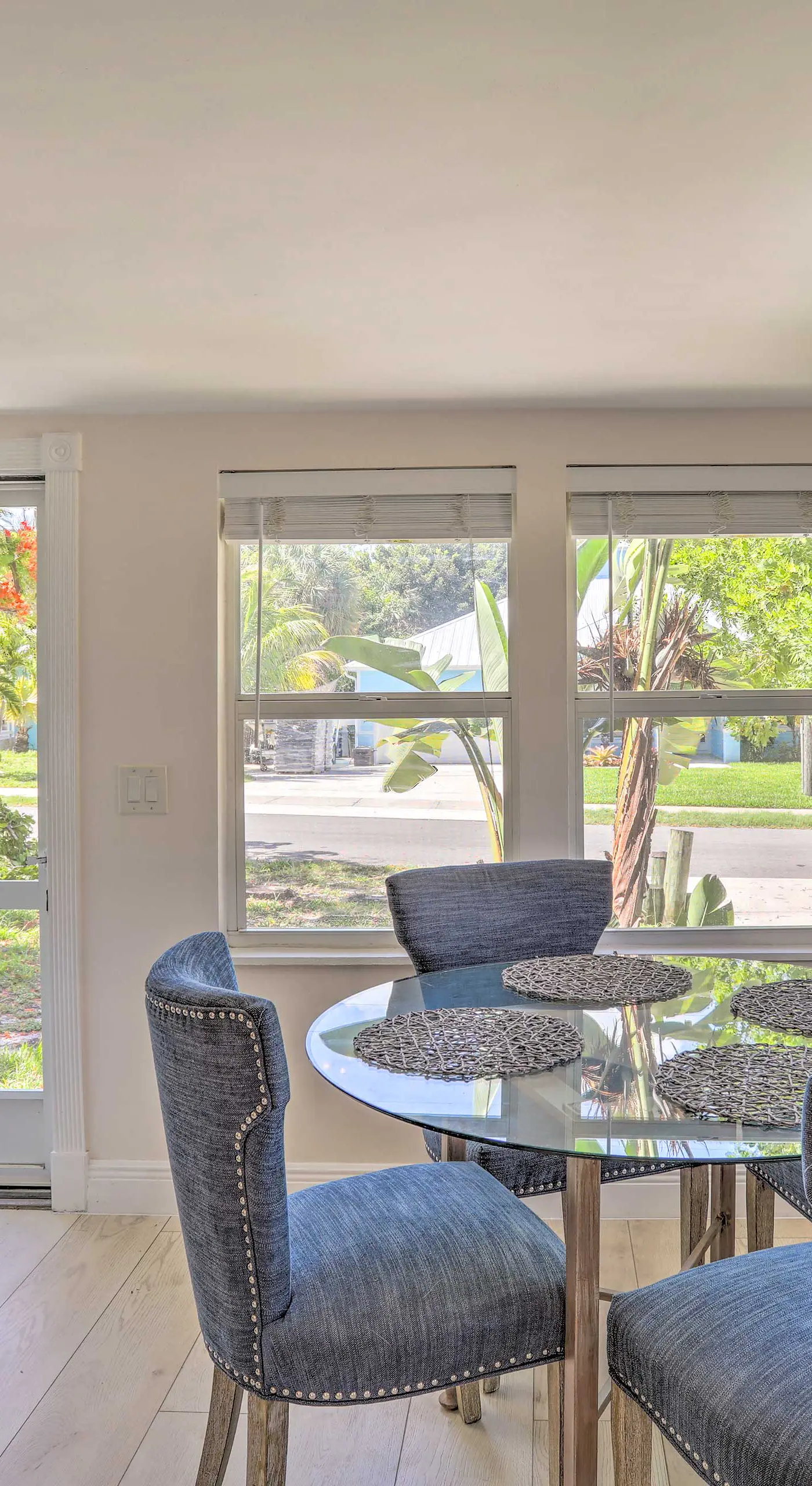 Lovely Cottage Near Downtown Stuart & Beaches