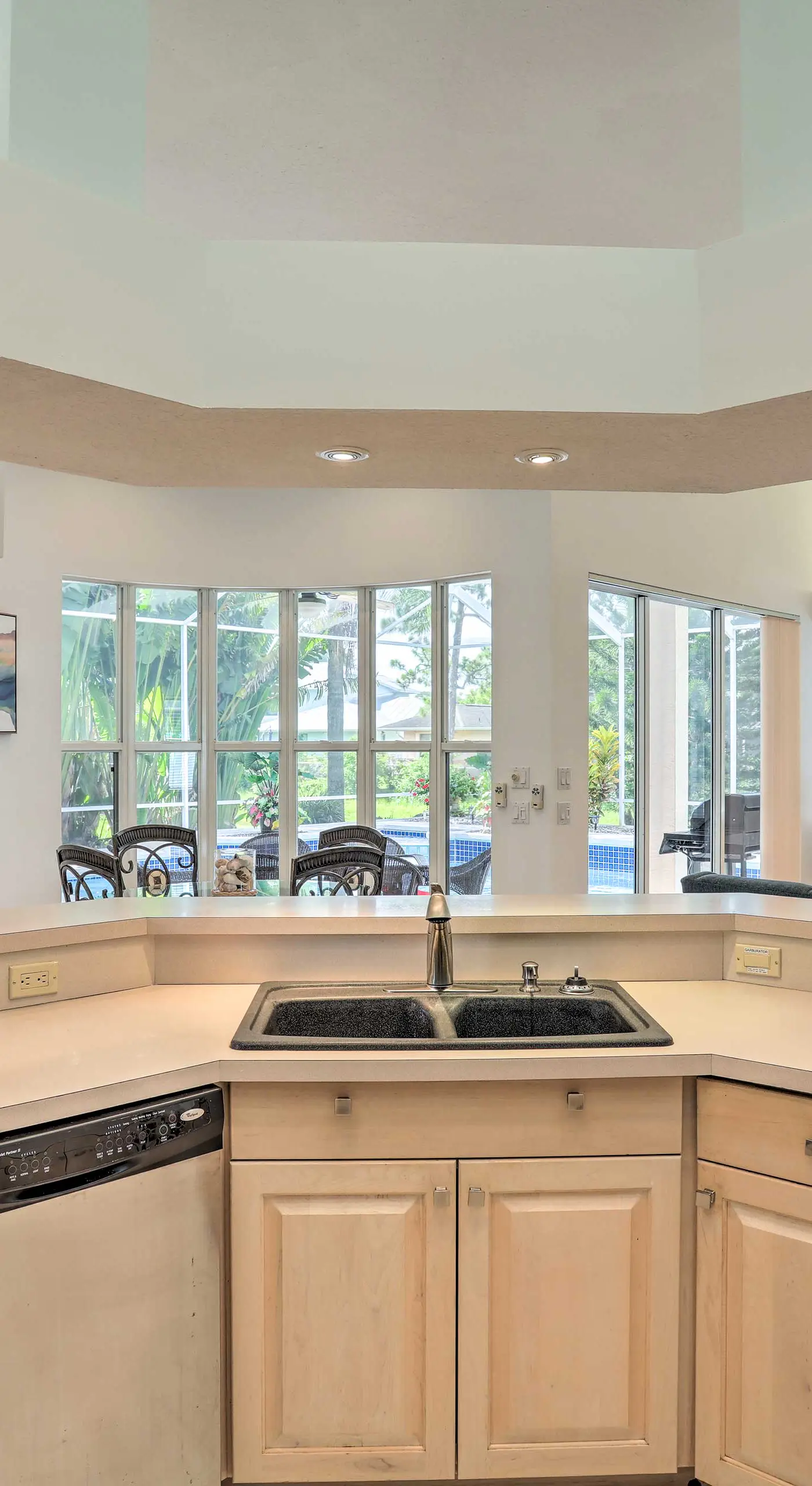 Private Pool & Hot Tub: Port St Lucie Escape
