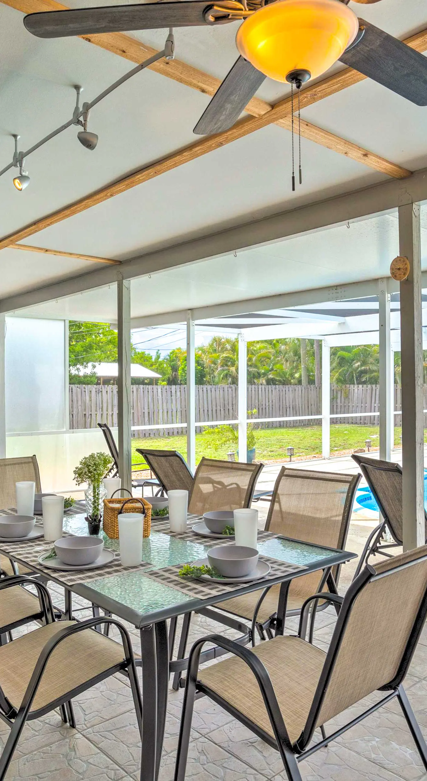 'Tropical Landing' Stuart Home w/ Pool + Grill!